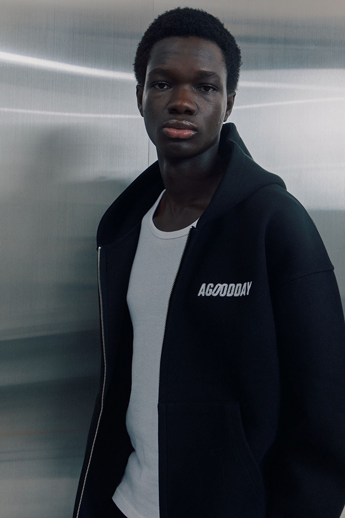 어굿데이(AGOODDAY) [UNISEX]  BELLUNA HOODIE ZIPUP (black)