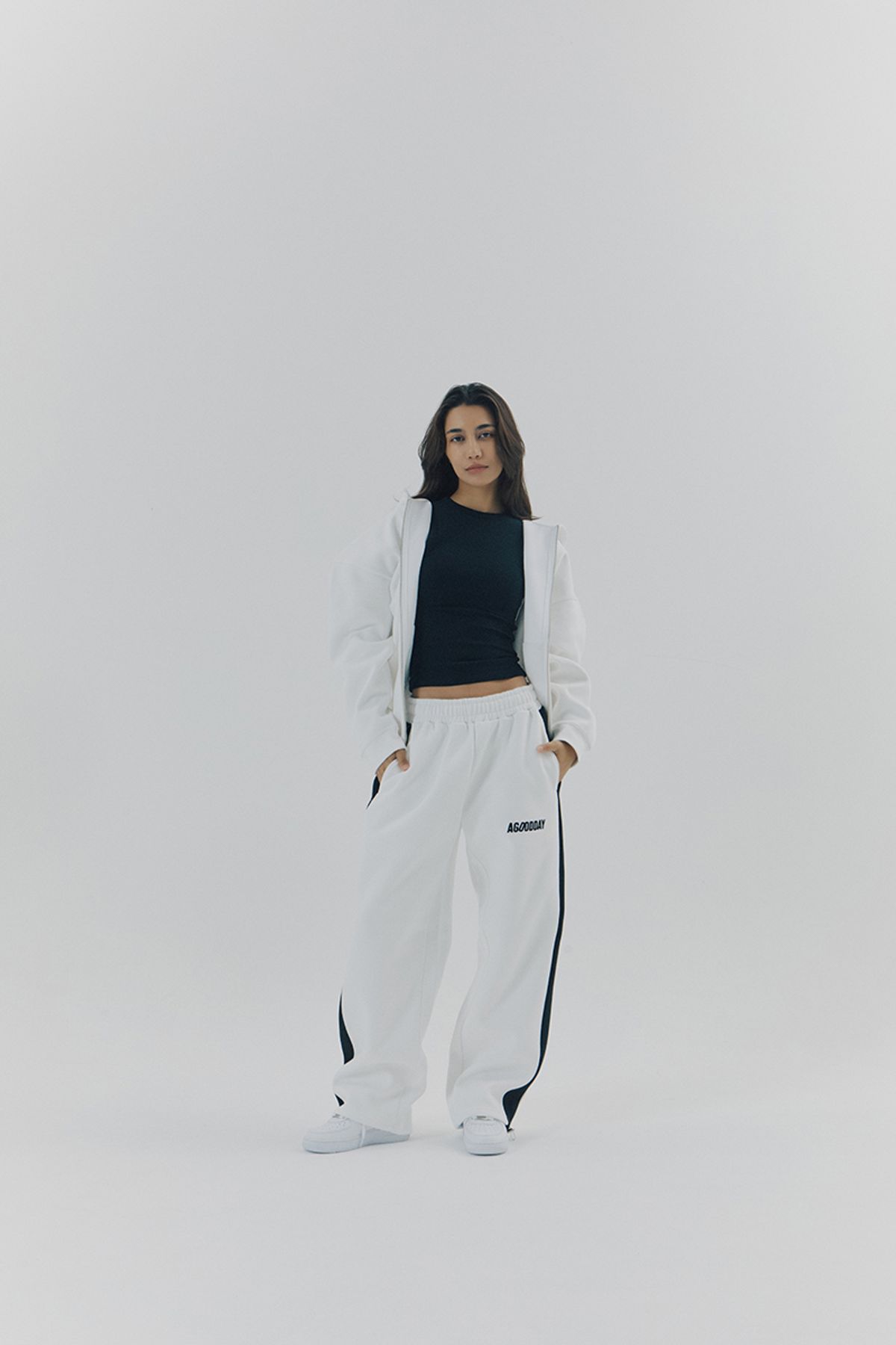 어굿데이(AGOODDAY) [UNISEX]  BELLUNA LINE PANTS (white)