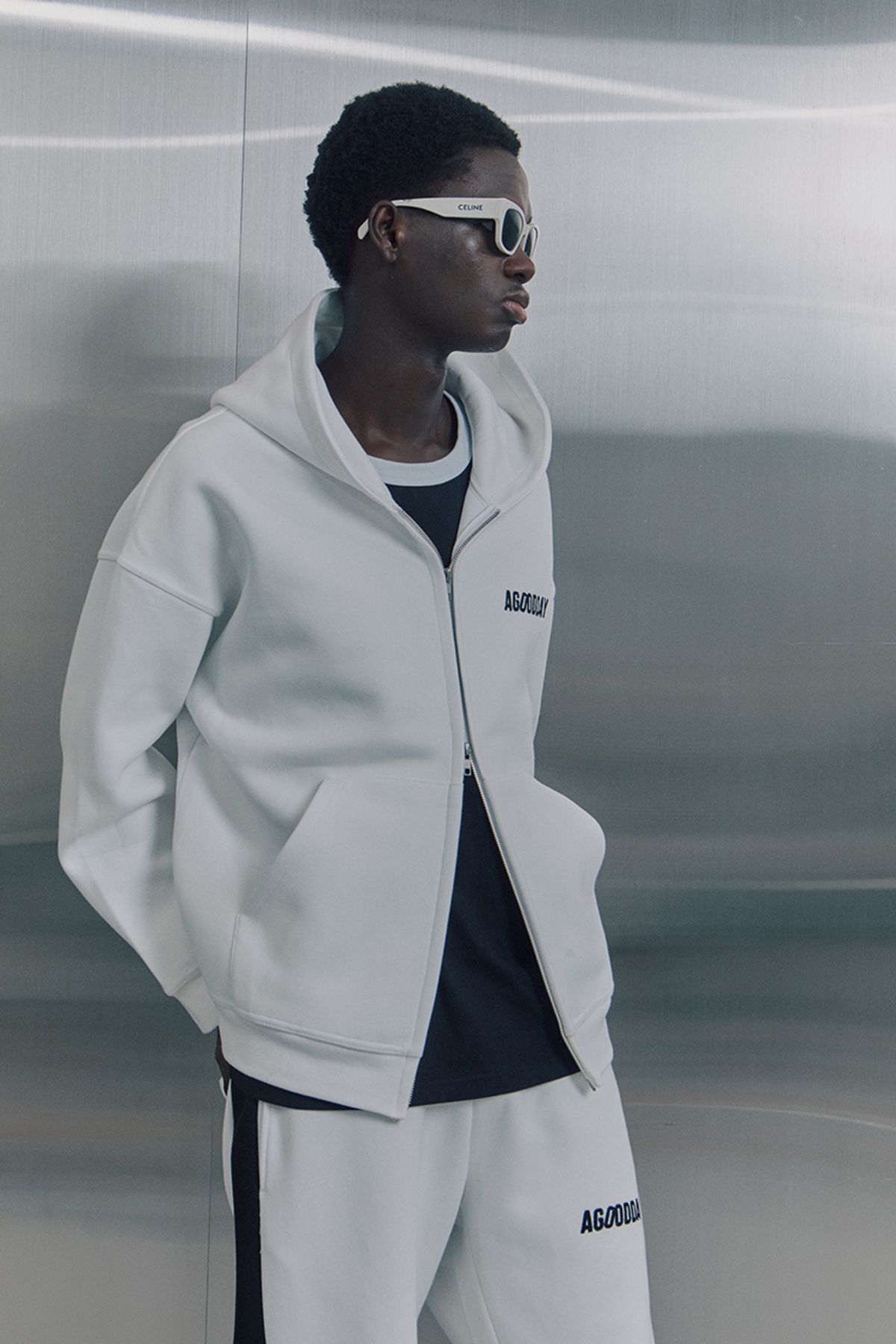 어굿데이(AGOODDAY) [UNISEX]  BELLUNA HOODIE ZIPUP (white)