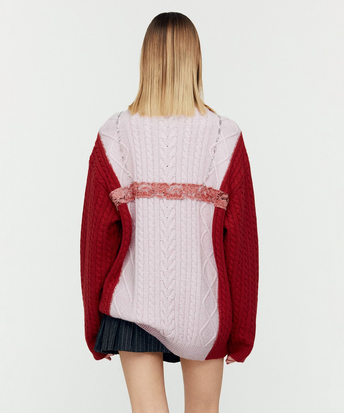 앤더슨벨(ADSB ANDERSSON BELL) 레이스 란제리 보이프렌드핏 니트 atb1183w(PINK)