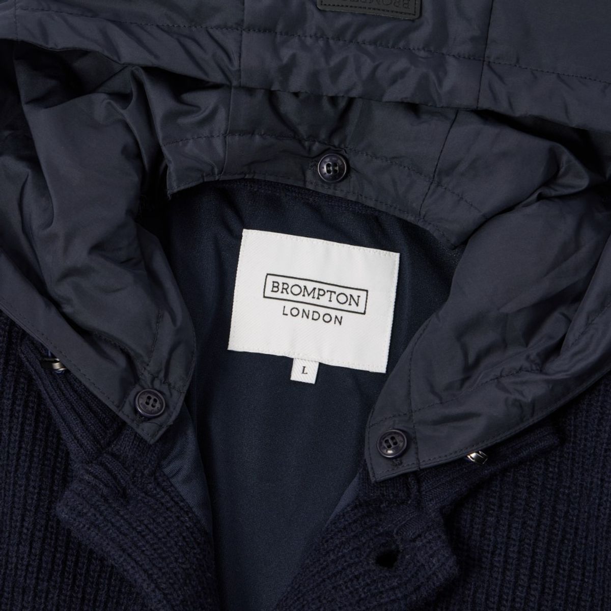 브롬톤 런던(BROMPTON LONDON) HOOD DETACHABLE HYBRID CARDIGAN  - NAVY (P244UCD403)