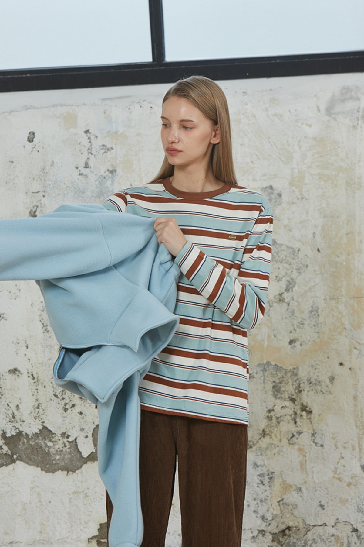 아노에틱(ANOETIC) MULTI STRIPE T-SHIRT_BROWN