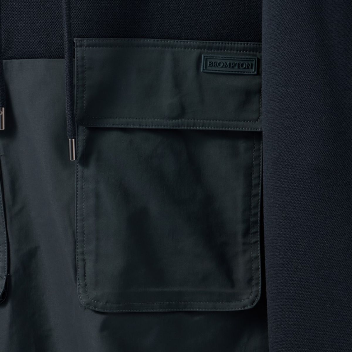 브롬톤 런던(BROMPTON LONDON) CITY SWEAT HOOD T-SHIRT - D/NAVY (P244MHD202)