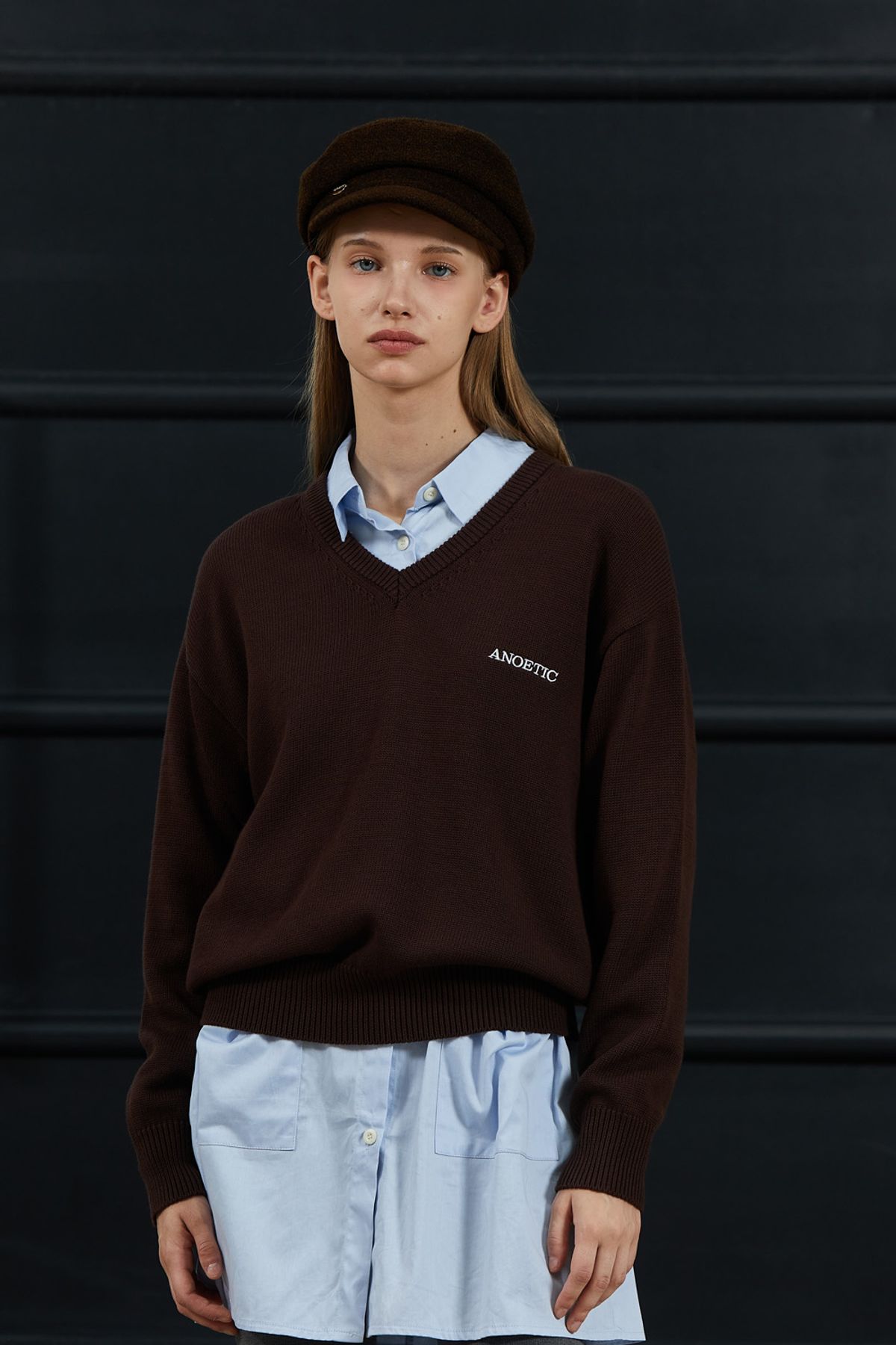 아노에틱(ANOETIC) CLASSIC V-NECK KNIT_BROWN