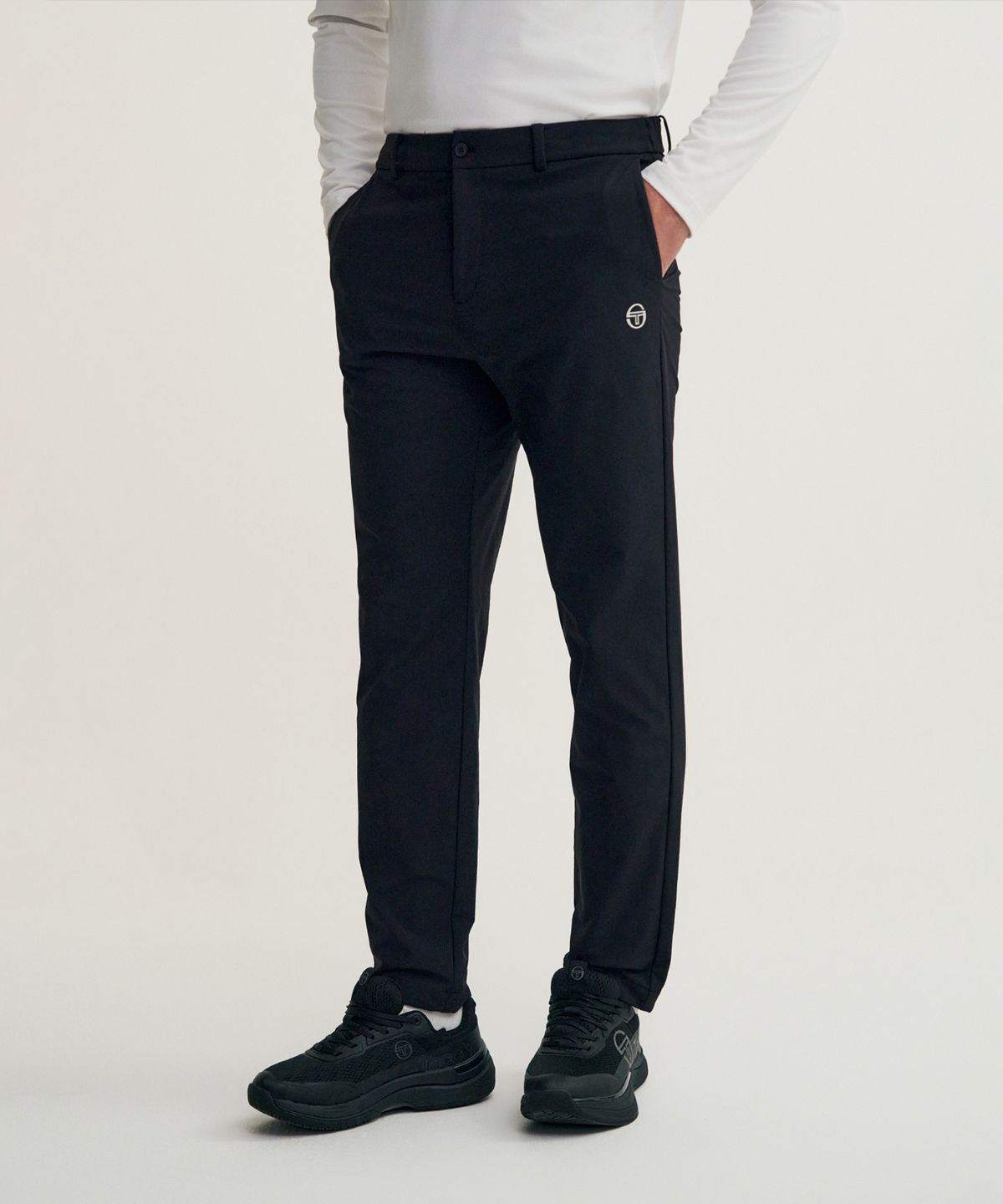 세르지오 타키니(SERGIO TACCHINI) M 데일리 우븐 기모 스트레이트 팬츠 (Black)
