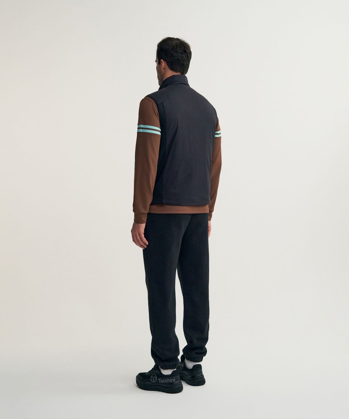 세르지오 타키니(SERGIO TACCHINI) M 에센셜 신슐레이트 패딩베스트 (Black)