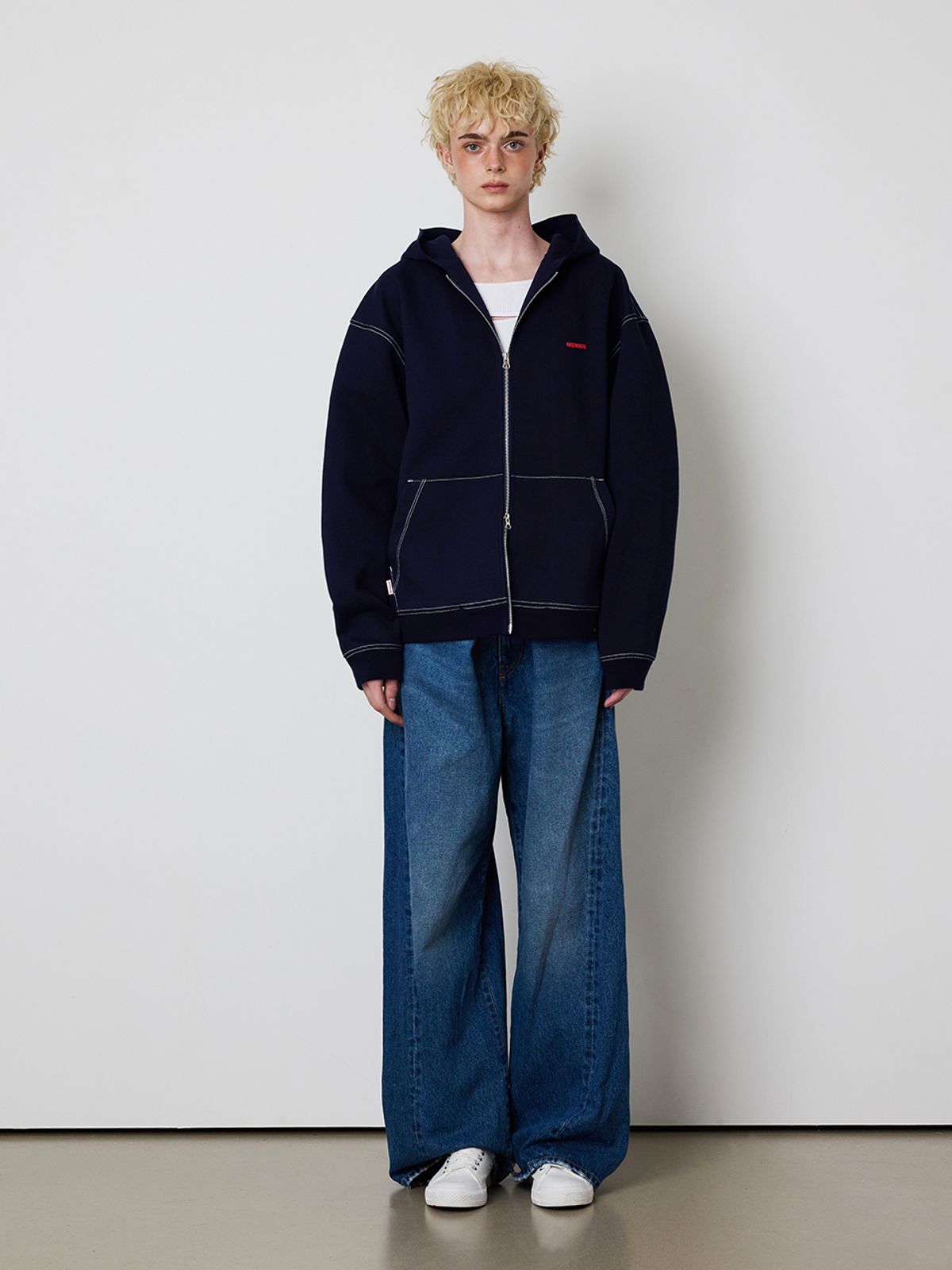 민더리(MEENDERI) [UNISEX] STITCH POCKET ZIP UP HOODIE - NAVY