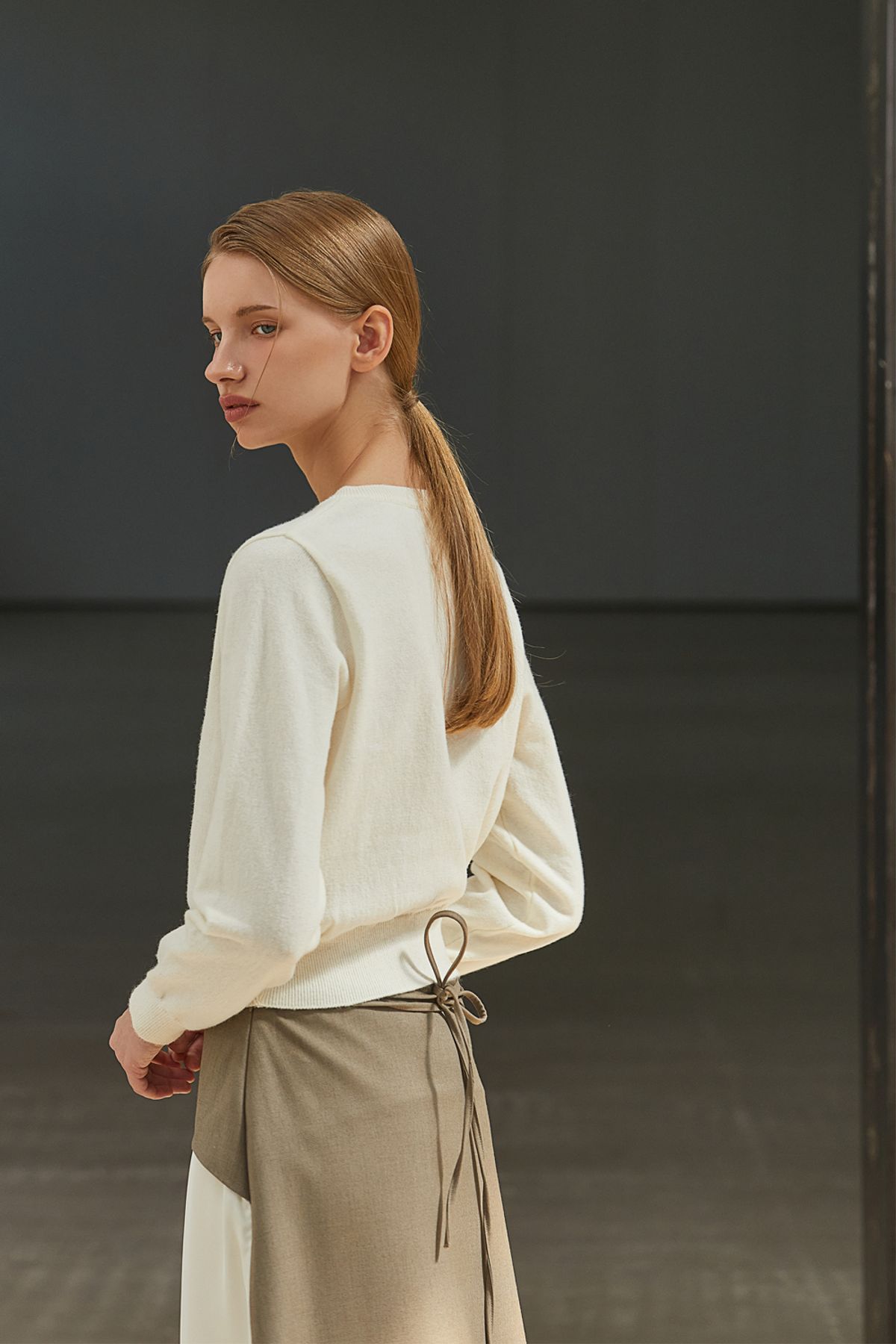 아노에틱(ANOETIC) MODIFY STRING SKIRT_BEIGE