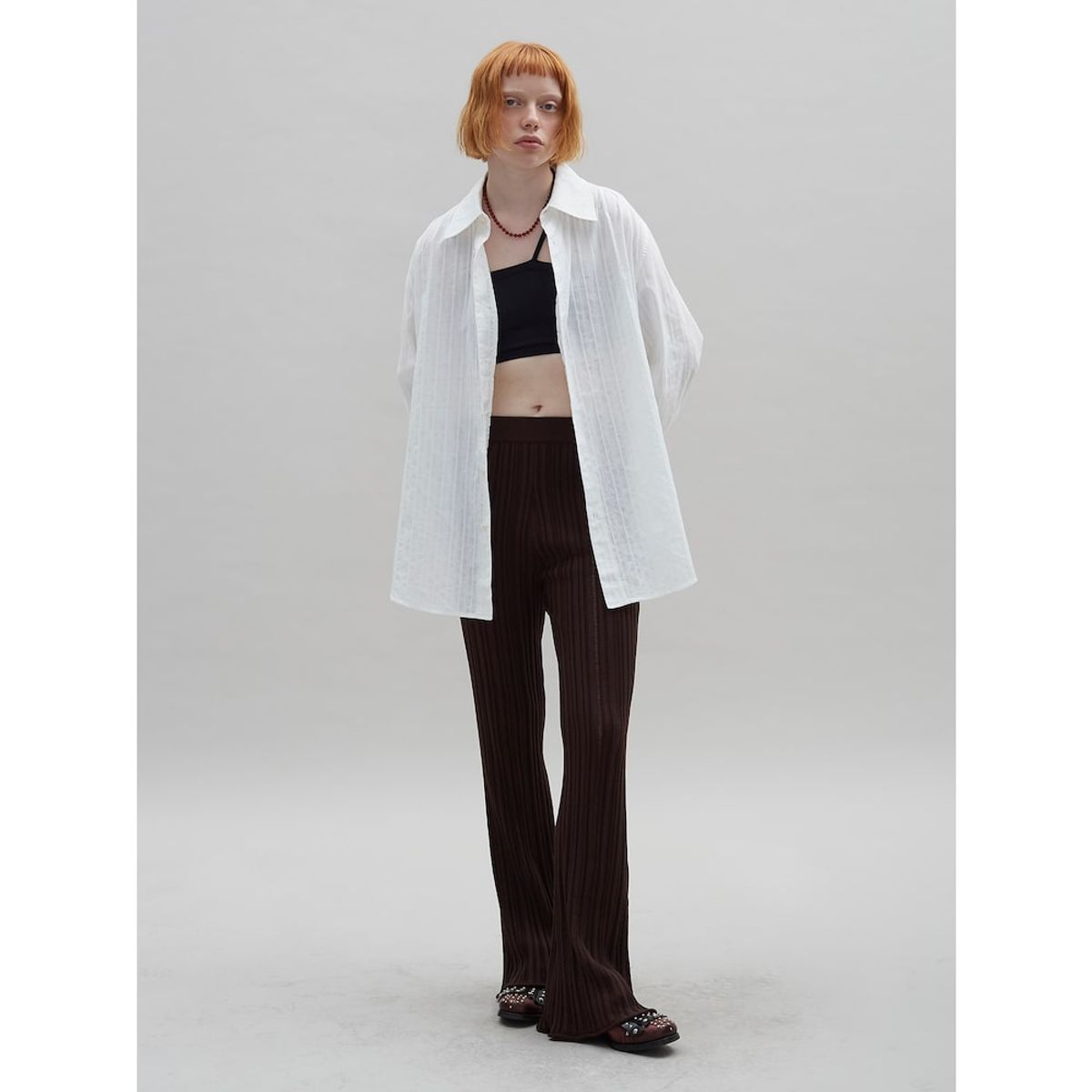 샌드 사운드(SAND SOUND) Lip Texture Bootcut Knit Pants  Brown