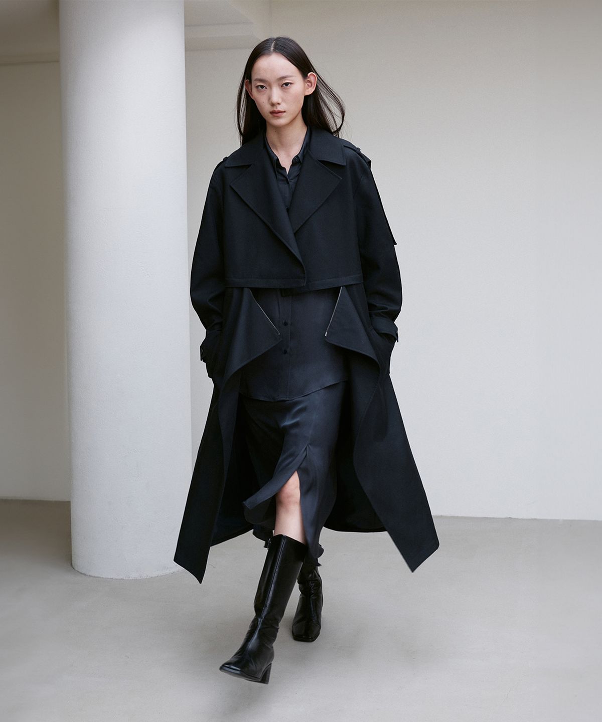 리이(RE RHEE) DETACHABLE ZIPPED TRENCH COAT