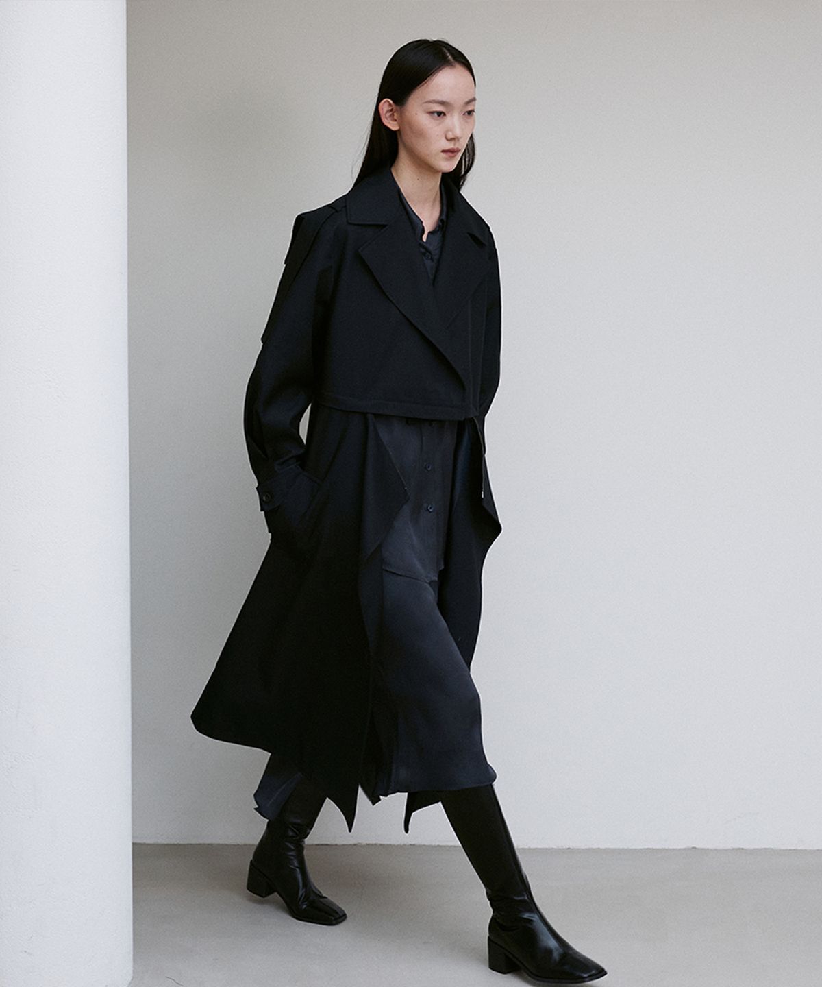 리이(RE RHEE) DETACHABLE ZIPPED TRENCH COAT