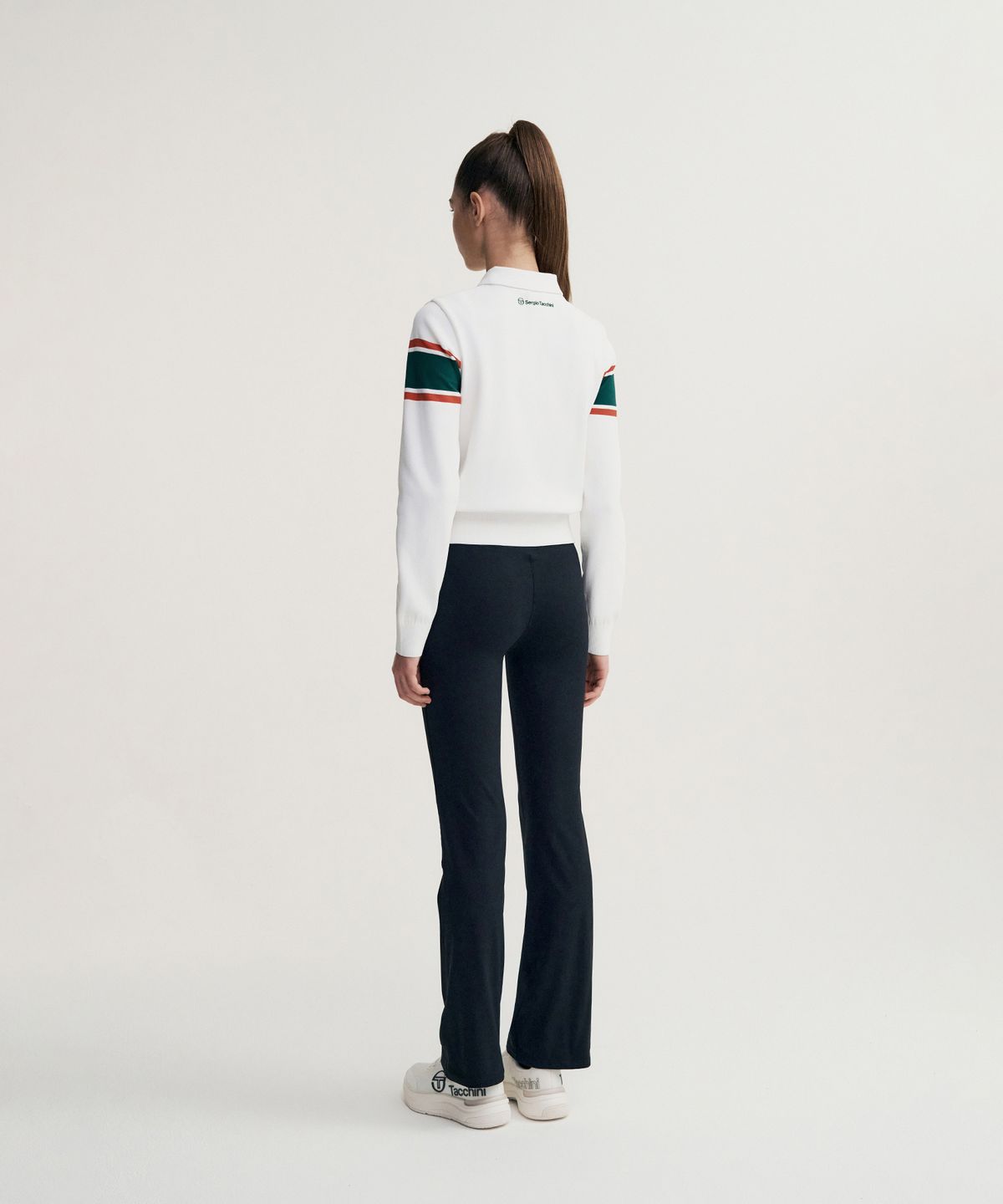 세르지오 타키니(SERGIO TACCHINI) W 플래그 베러니트 카라 풀오버 (White)