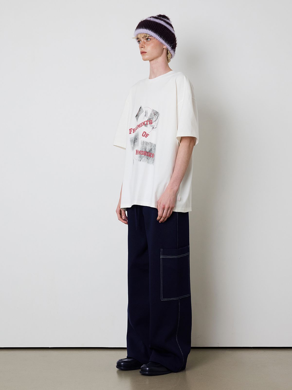 민더리(MEENDERI) [UNISEX] FRAGMENTS PRINT T-SHIRT - WHITE