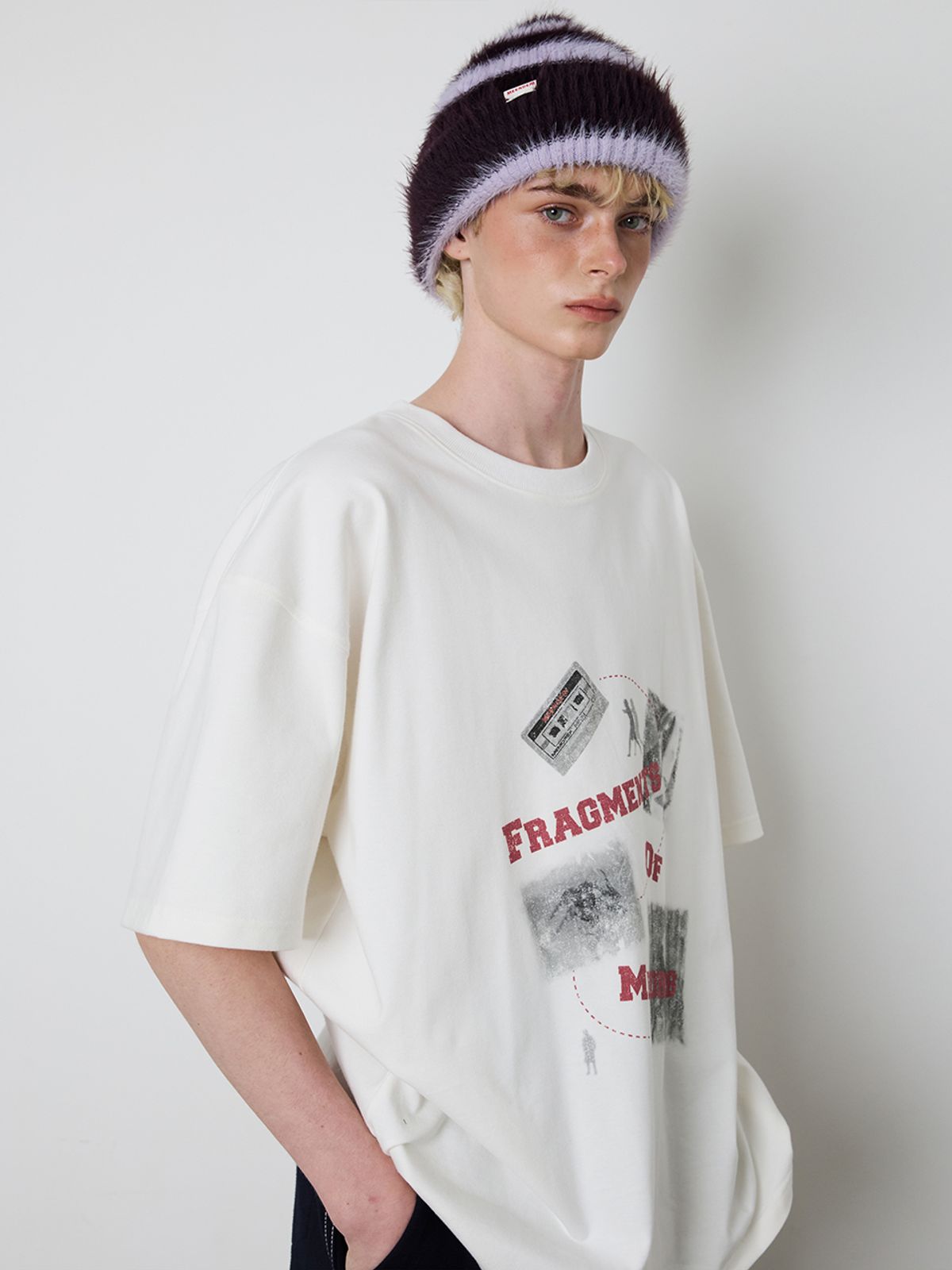 민더리(MEENDERI) [UNISEX] FRAGMENTS PRINT T-SHIRT - WHITE