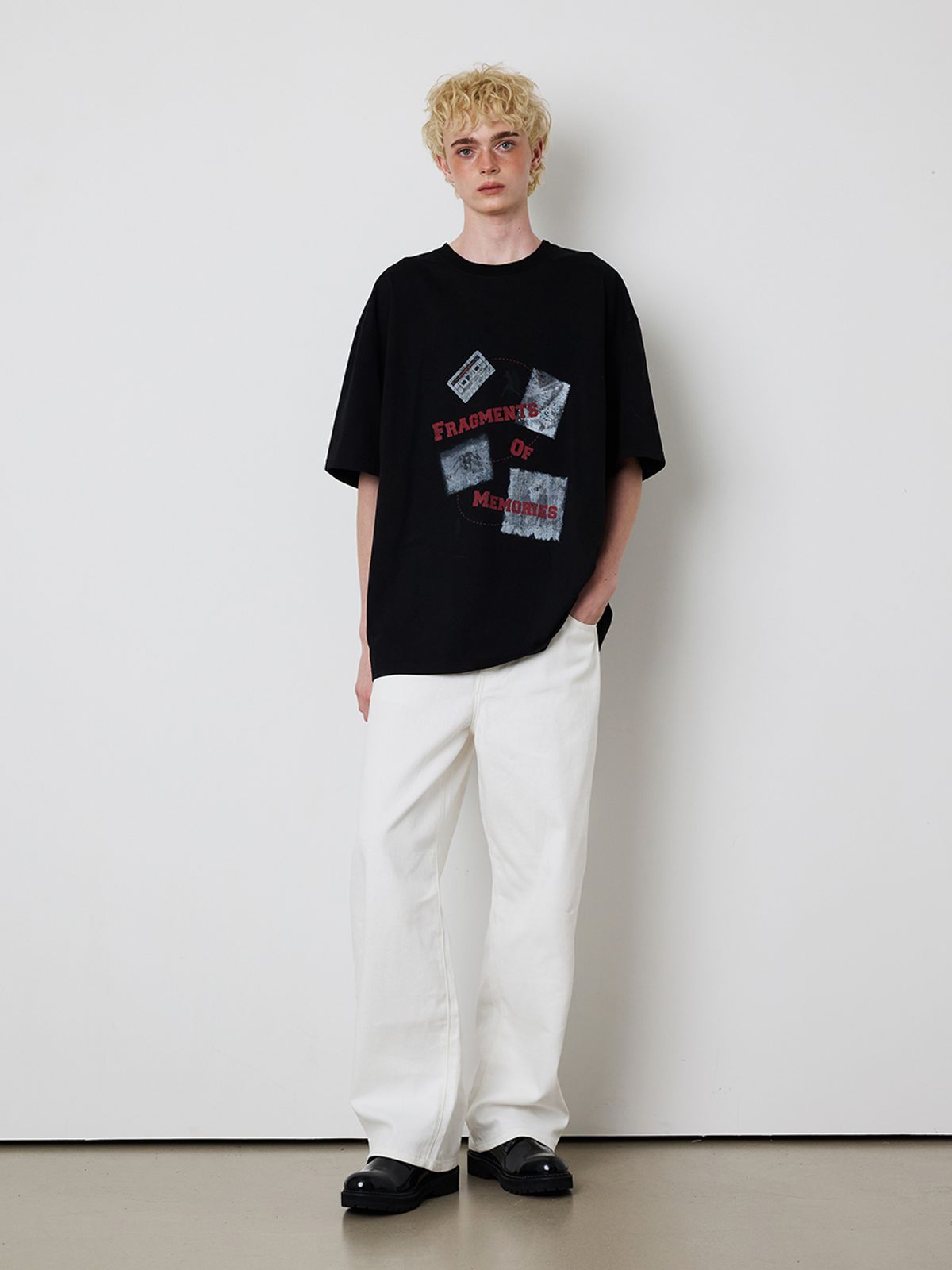 민더리(MEENDERI) [UNISEX] FRAGMENTS PRINT T-SHIRT - BLACK