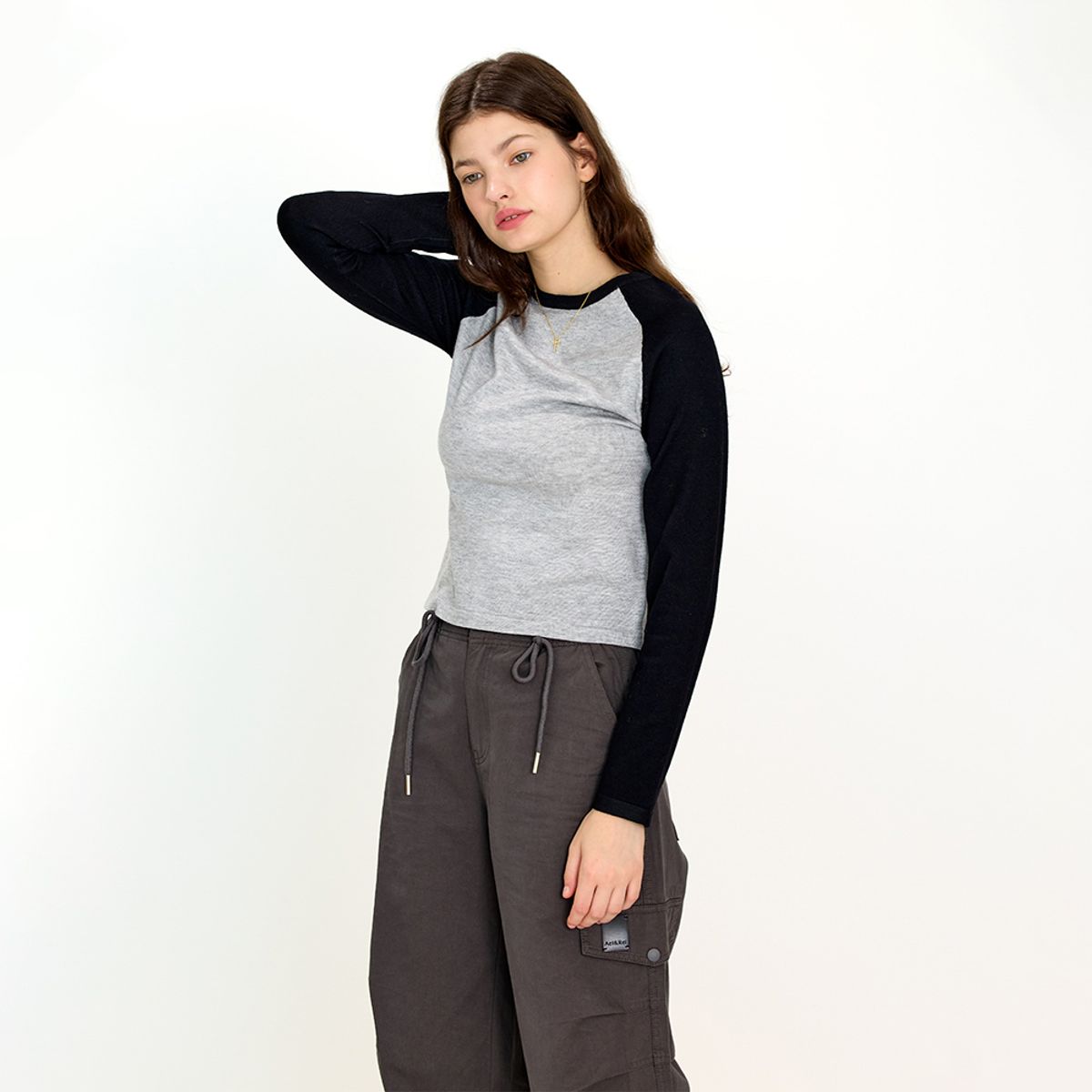 에이앤레이(AEIREI) AR_American classic knit top_2color