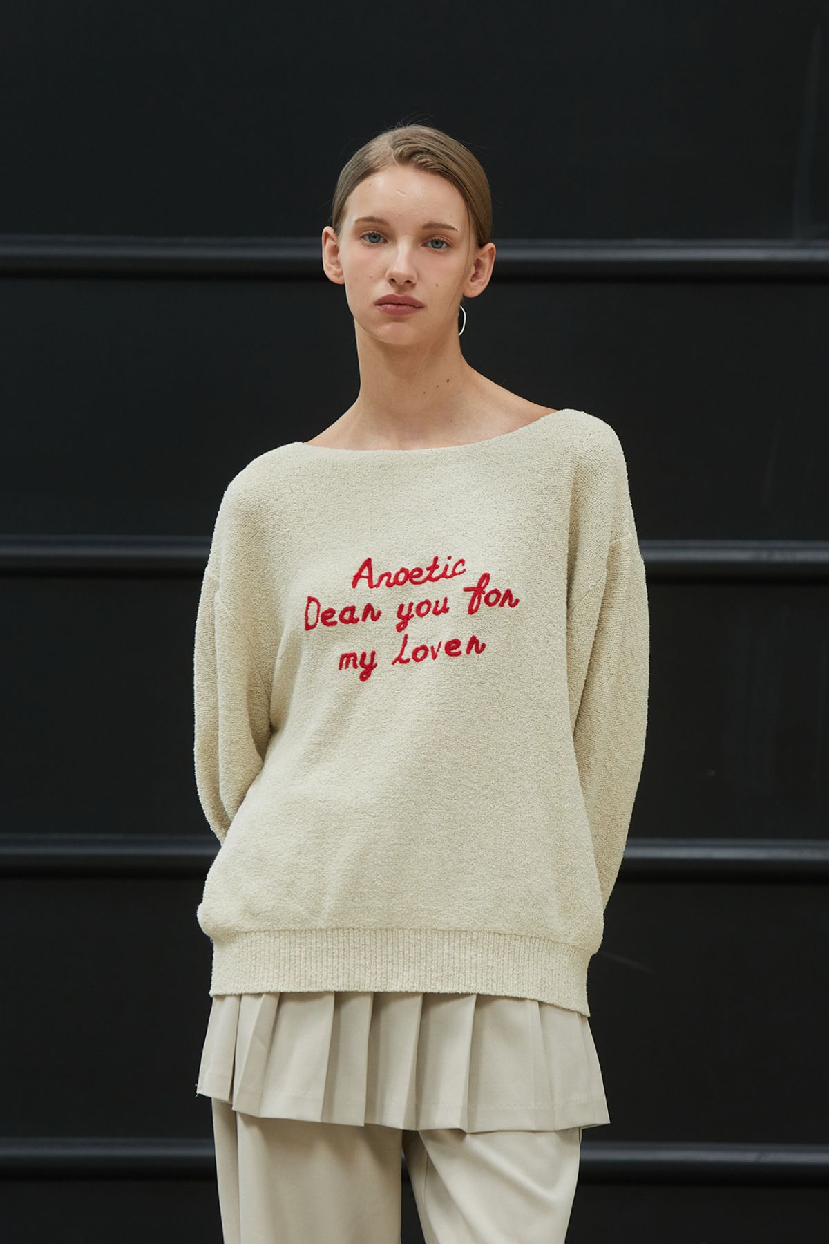 아노에틱(ANOETIC) ANC EMBROIDERY BOATNECK KNIT_IVORY