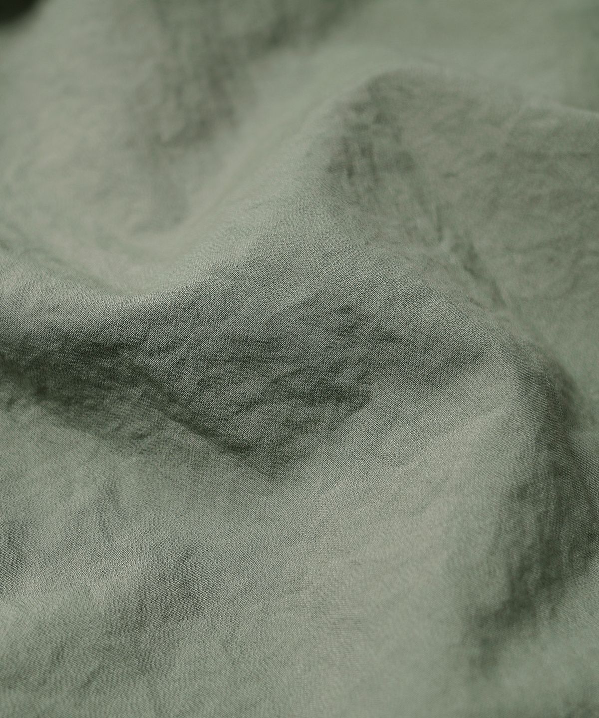 프리즘웍스(FRIZMWORKS) NYLON RAYON RELAXED SHIRT _ JADE GREEN
