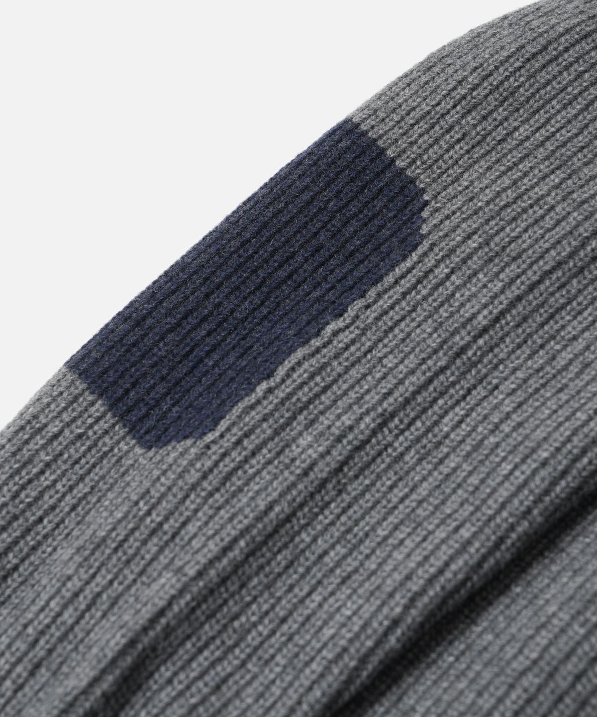 프리즘웍스(FRIZMWORKS) PATCH ROUND PULLOVER KNIT _ GRAY