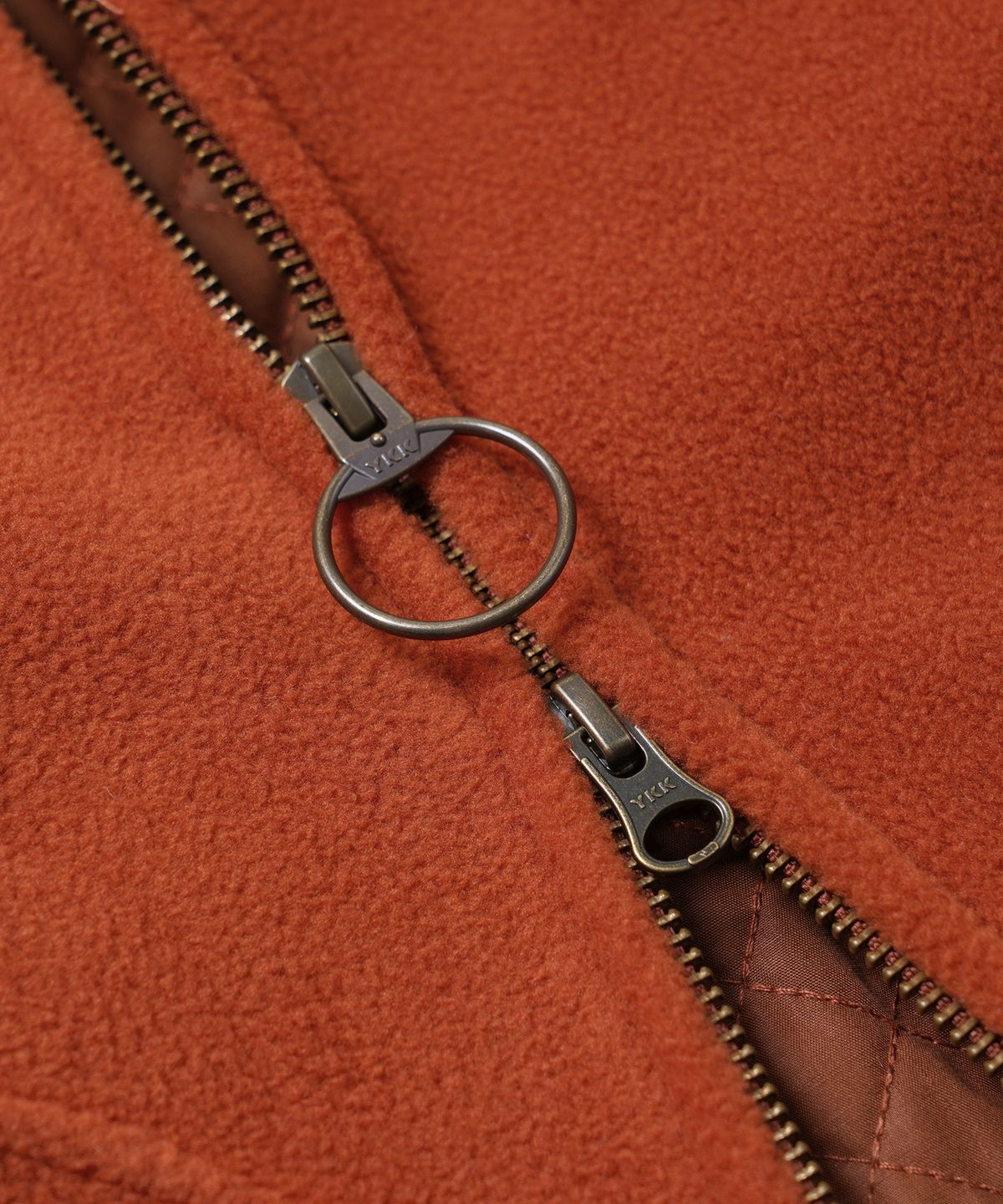 프리즘웍스(FRIZMWORKS) FLEECE DRIZZLER JACKET _ BRICK