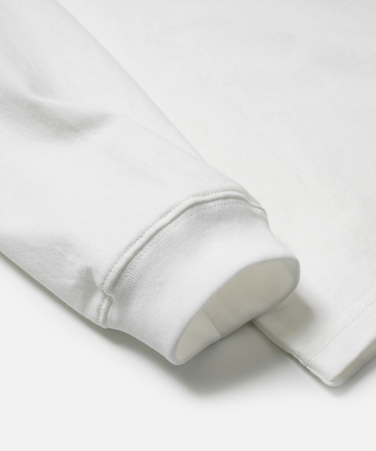 프리즘웍스(FRIZMWORKS) AIR DEFENSE ARTILLERY L/S TEE _ WHITE