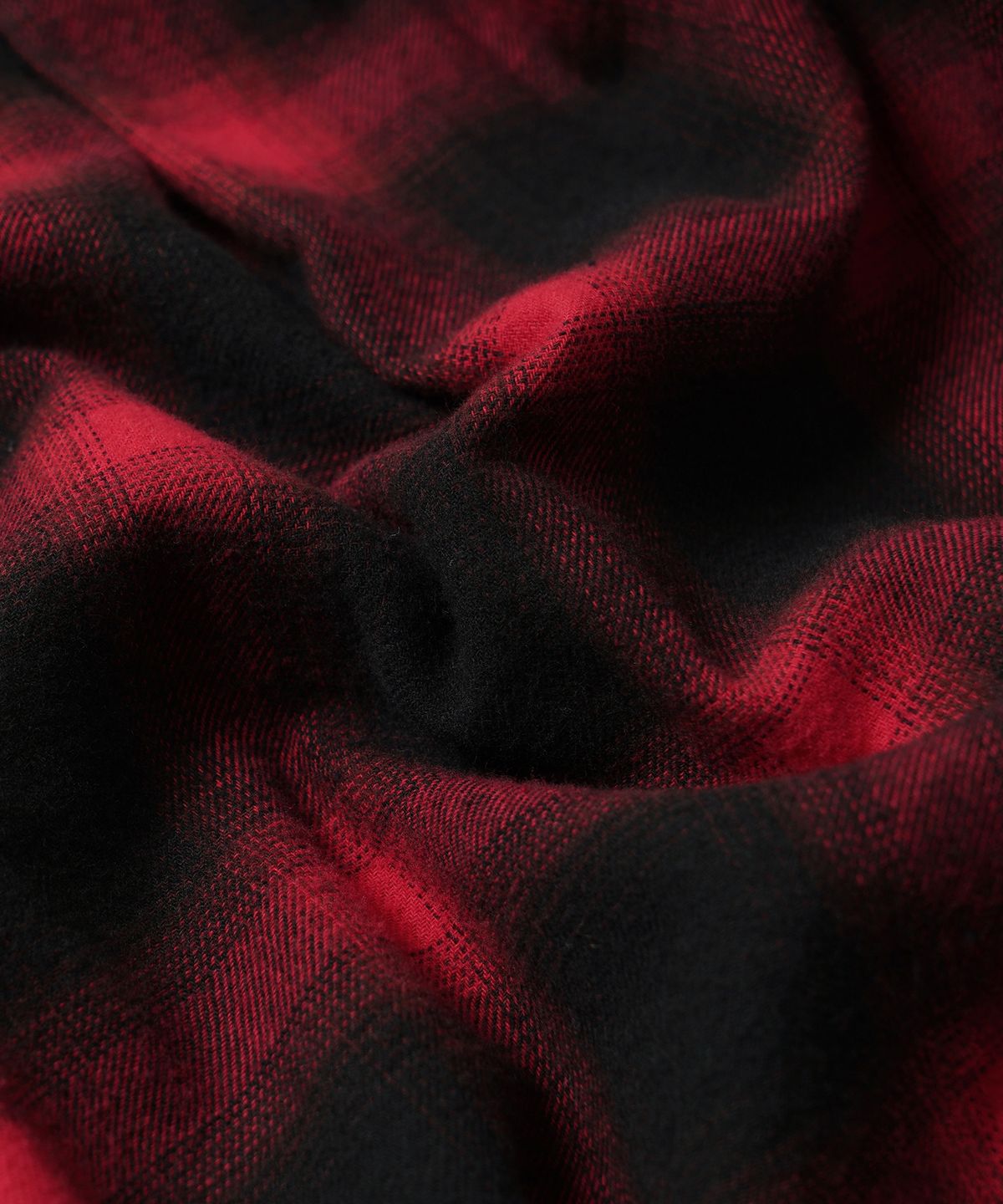 프리즘웍스(FRIZMWORKS) OMBRE FLANNEL RELAXED SHIRT _ RED