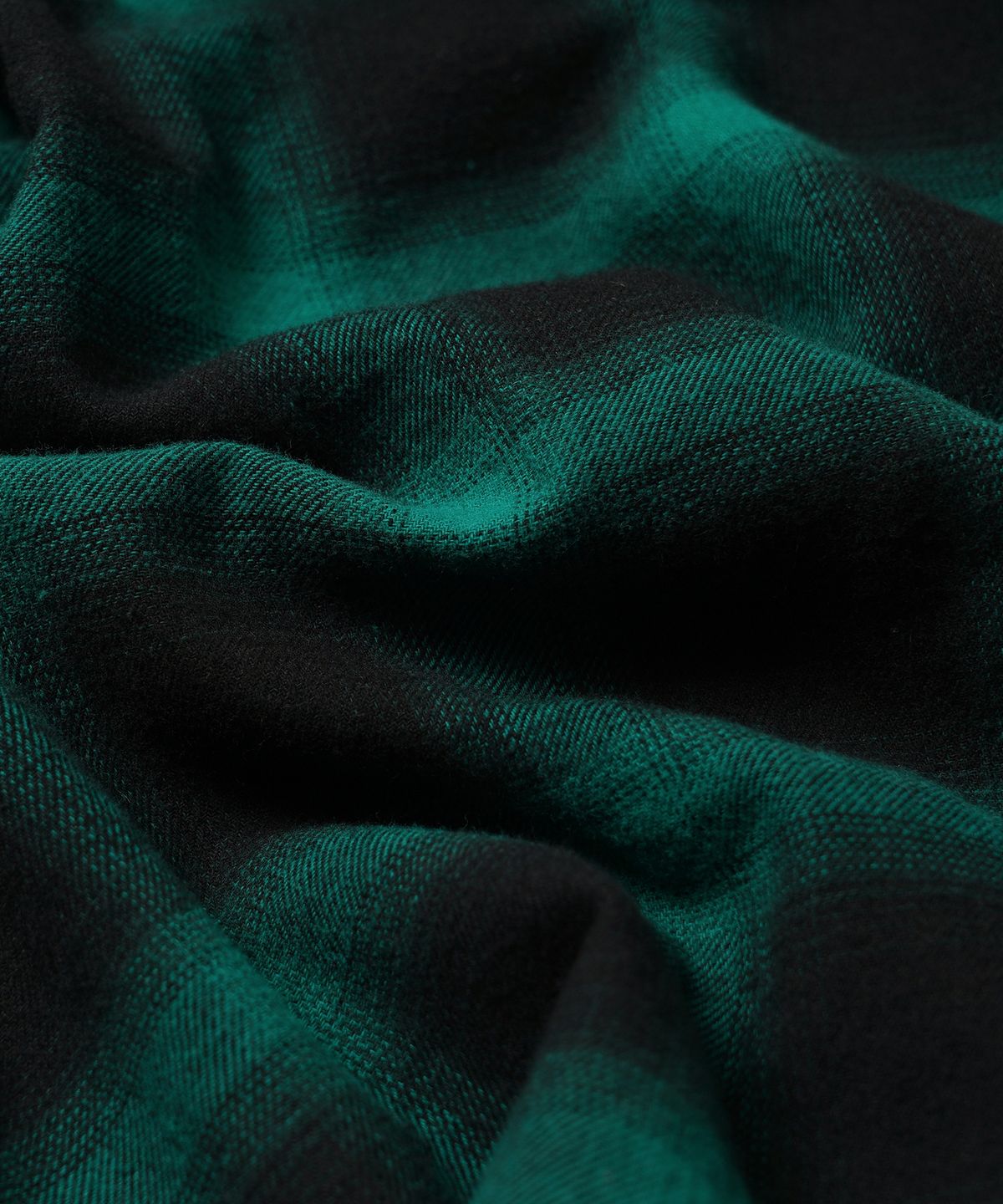 프리즘웍스(FRIZMWORKS) OMBRE FLANNEL RELAXED SHIRT _ GREEN