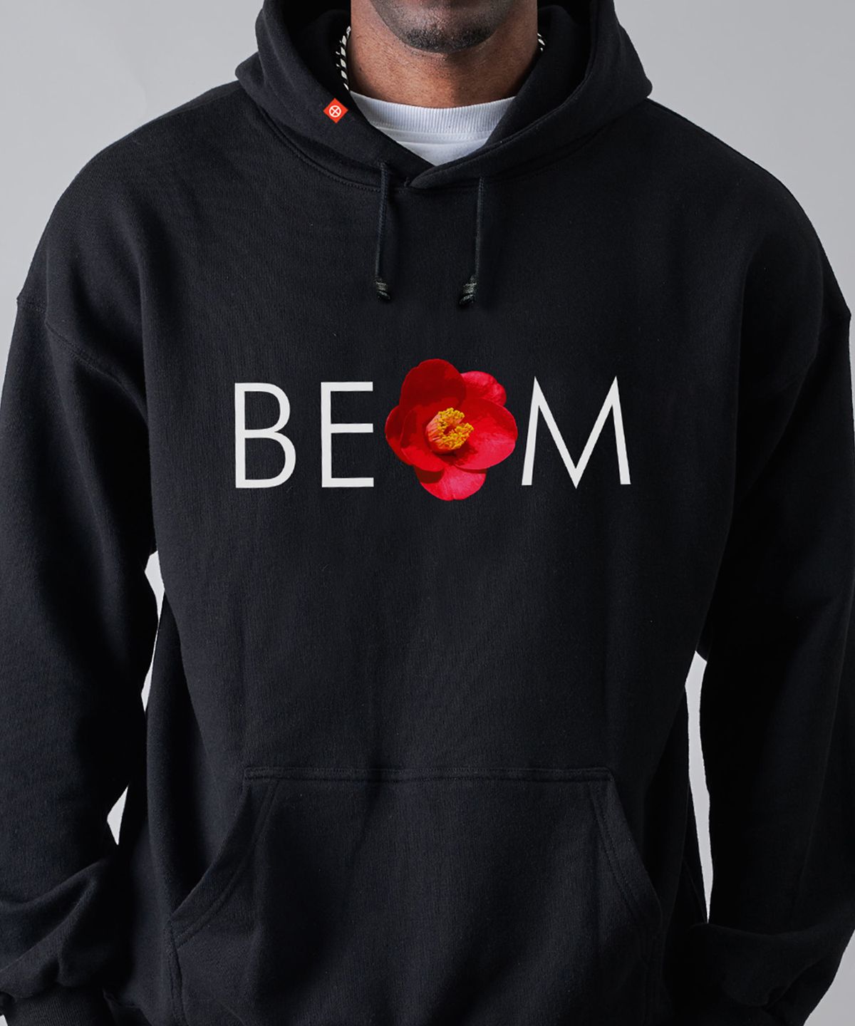 범(BEOM) 범 동백로고 오버핏 후드티 [블랙]