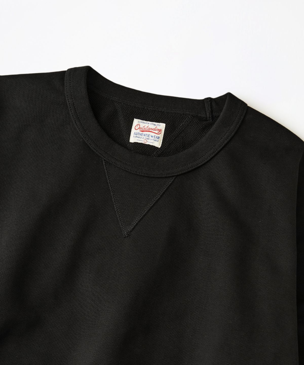 아웃스탠딩(OUTSTANDING) AUTHENTIC COMFORT SWEAT_BLACK