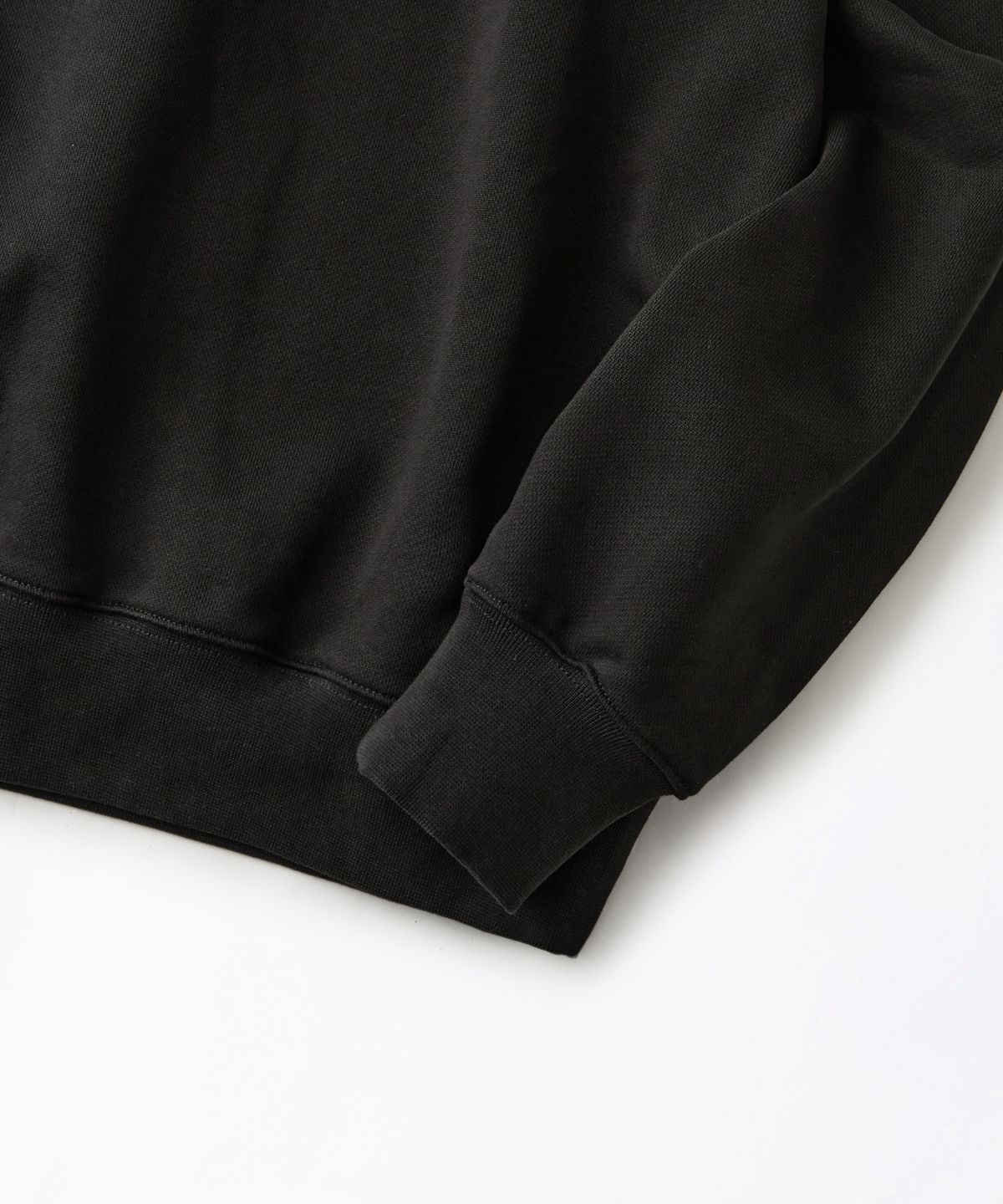 아웃스탠딩(OUTSTANDING) AUTHENTIC COMFORT SWEAT_BLACK