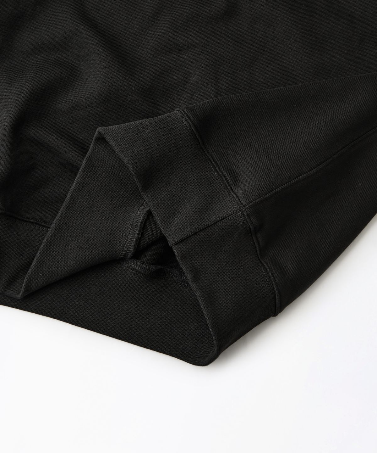 아웃스탠딩(OUTSTANDING) AUTHENTIC COMFORT SWEAT_BLACK