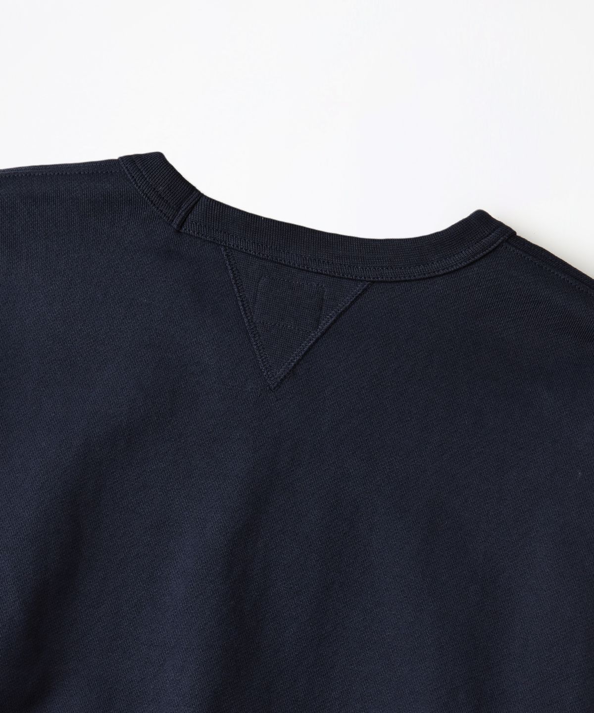 아웃스탠딩(OUTSTANDING) AUTHENTIC COMFORT SWEAT_NAVY