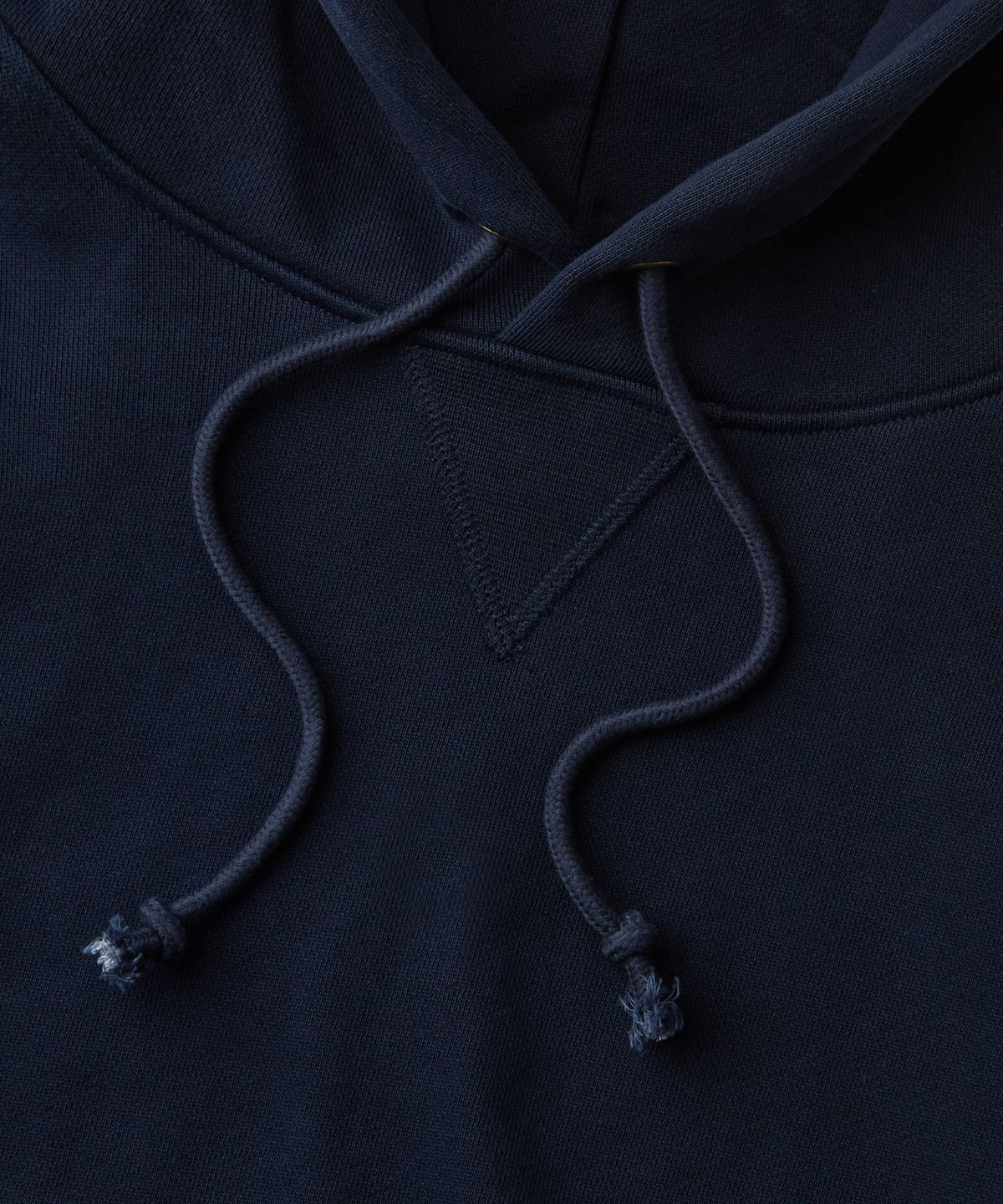 아웃스탠딩(OUTSTANDING) AUTHENTIC COMFORT HOOD SWEAT_NAVY