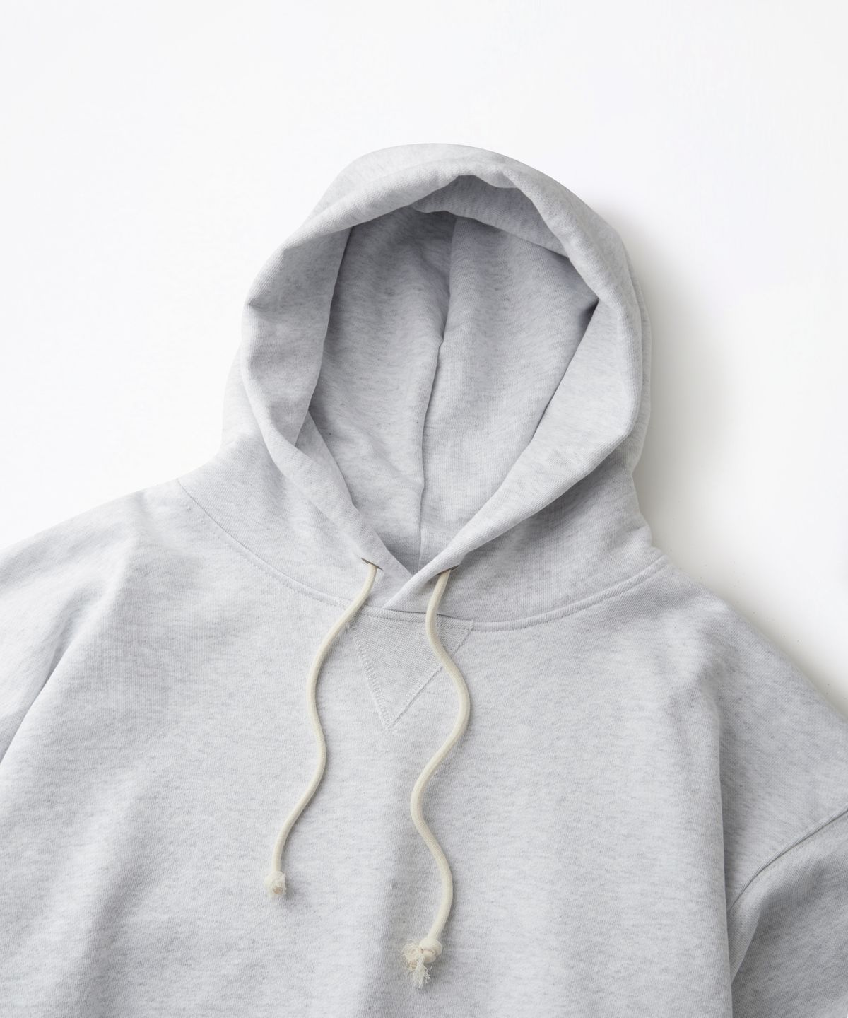 아웃스탠딩(OUTSTANDING) AUTHENTIC COMFORT HOOD SWEAT_1%MELANGE GRAY