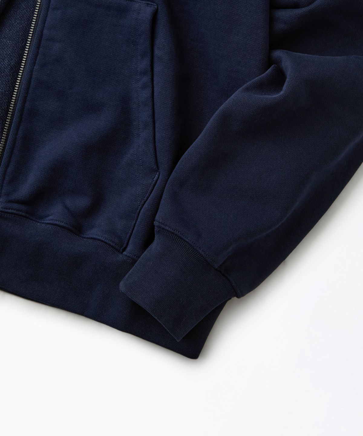 아웃스탠딩(OUTSTANDING) AUTHENTIC COMFORT HOOD ZIP SWEAT_NAVY