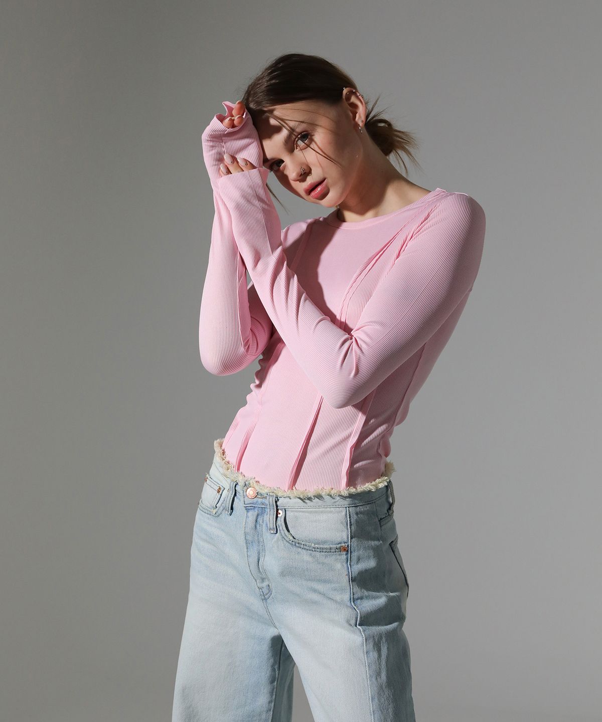 림닉(REEMNIK) 데끼컷 스티치 골지 긴팔 티셔츠 [Pink]