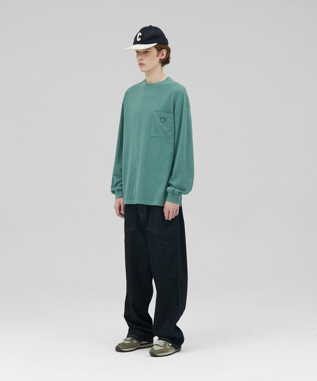 스탠즈(STENDS) [M~4XL] 피그먼트 롱 슬리브 포켓  티셔츠_그린