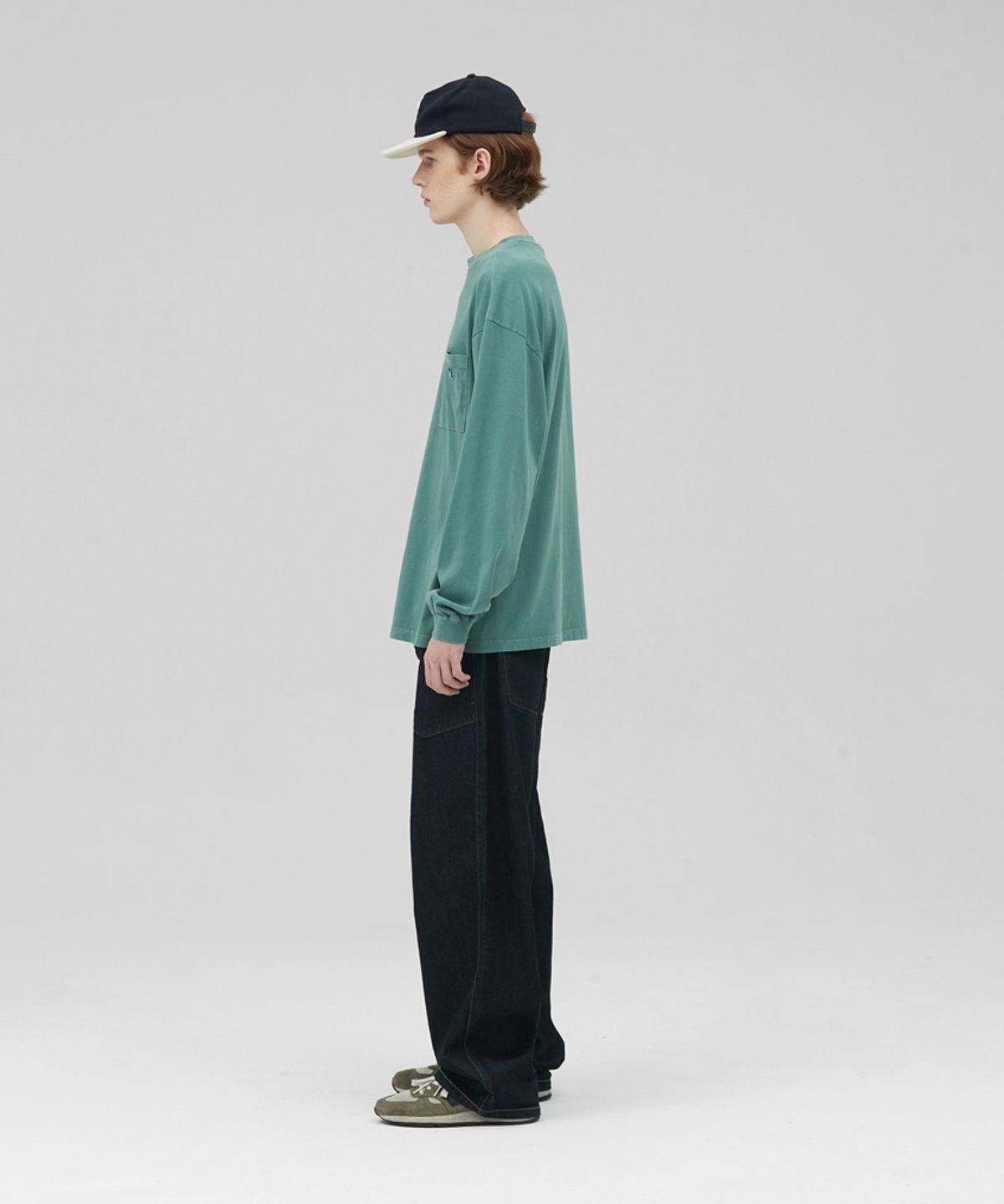 스탠즈(STENDS) [M~4XL] 피그먼트 롱 슬리브 포켓  티셔츠_그린