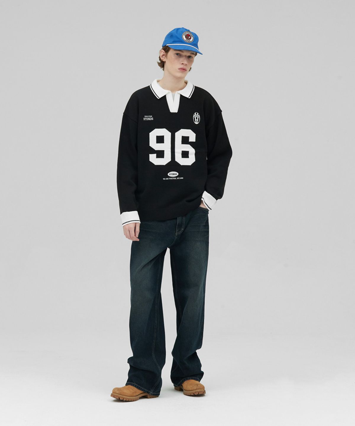 스탠즈(STENDS) [M~4XL] 풋볼 카라 배색 니트_블랙