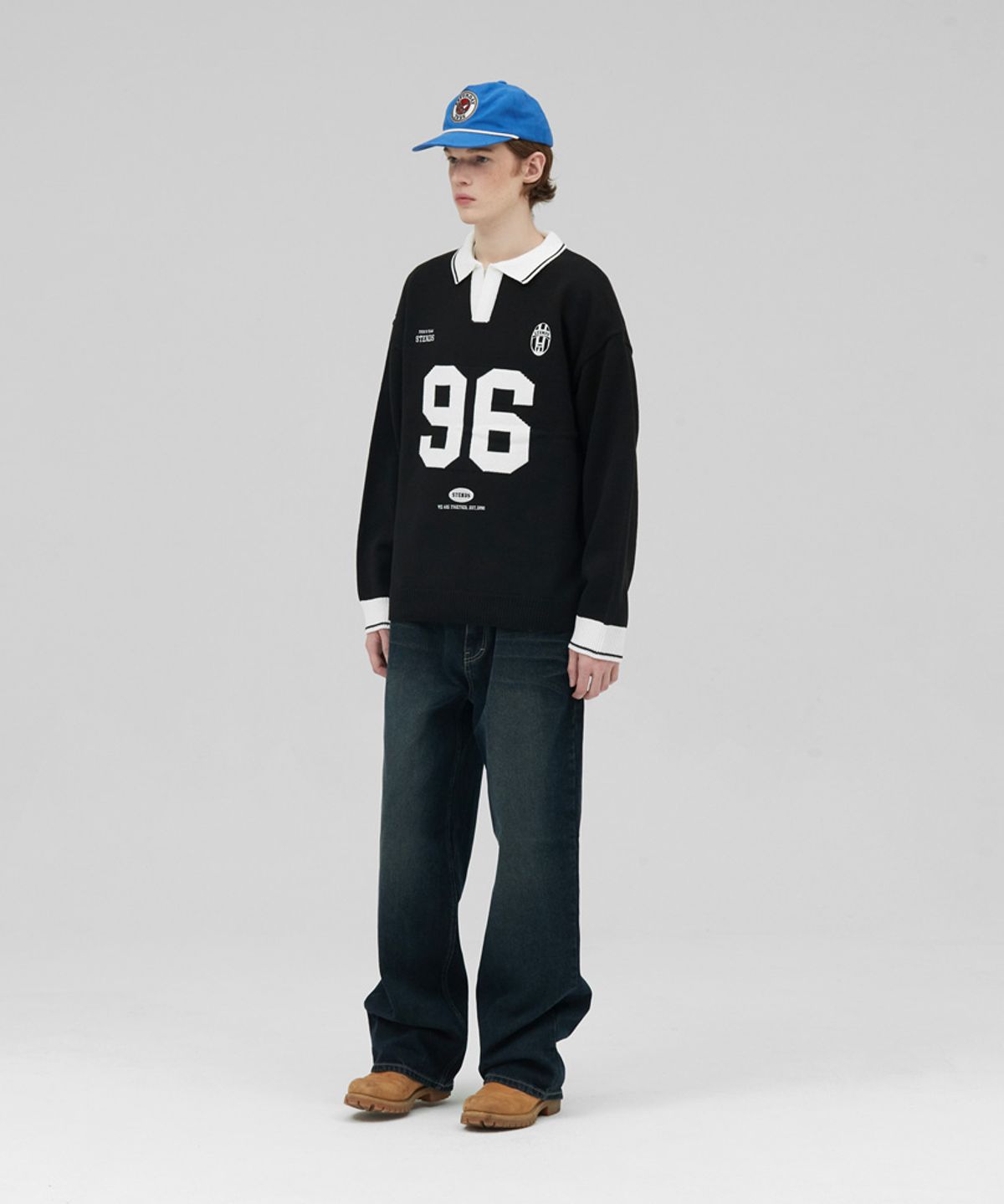 스탠즈(STENDS) [M~4XL] 풋볼 카라 배색 니트_블랙