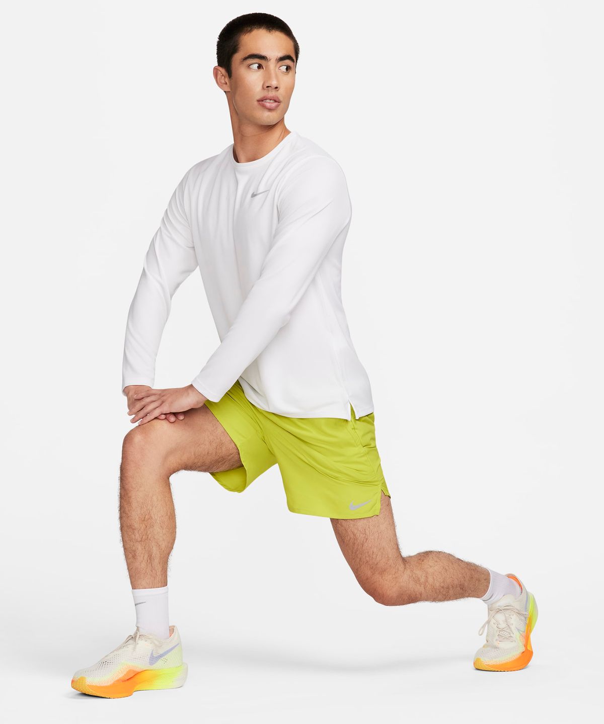 나이키(NIKE) 마일러 드라이 핏 UV 긴소매 런닝 탑 M - 화이트 / FB7071-100