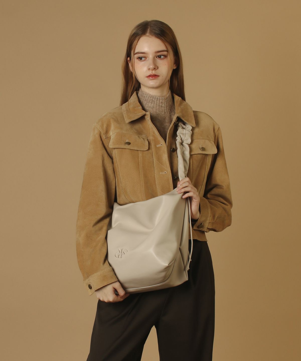 마스마룰즈(MASMARULEZ) Leather 2way shirring hobo bag _ Beige gray