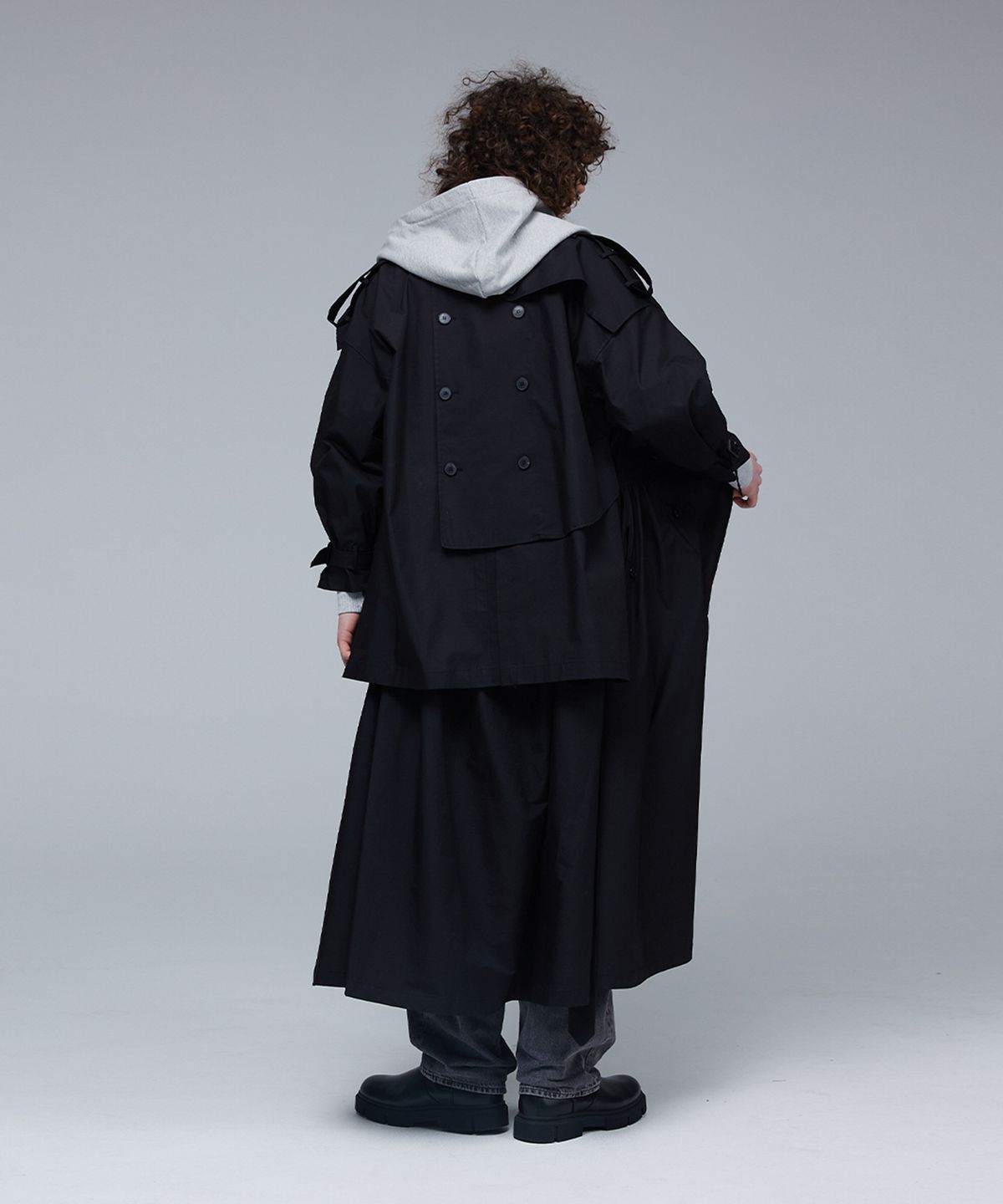 므아므(MMAM) Signature double button trench coat