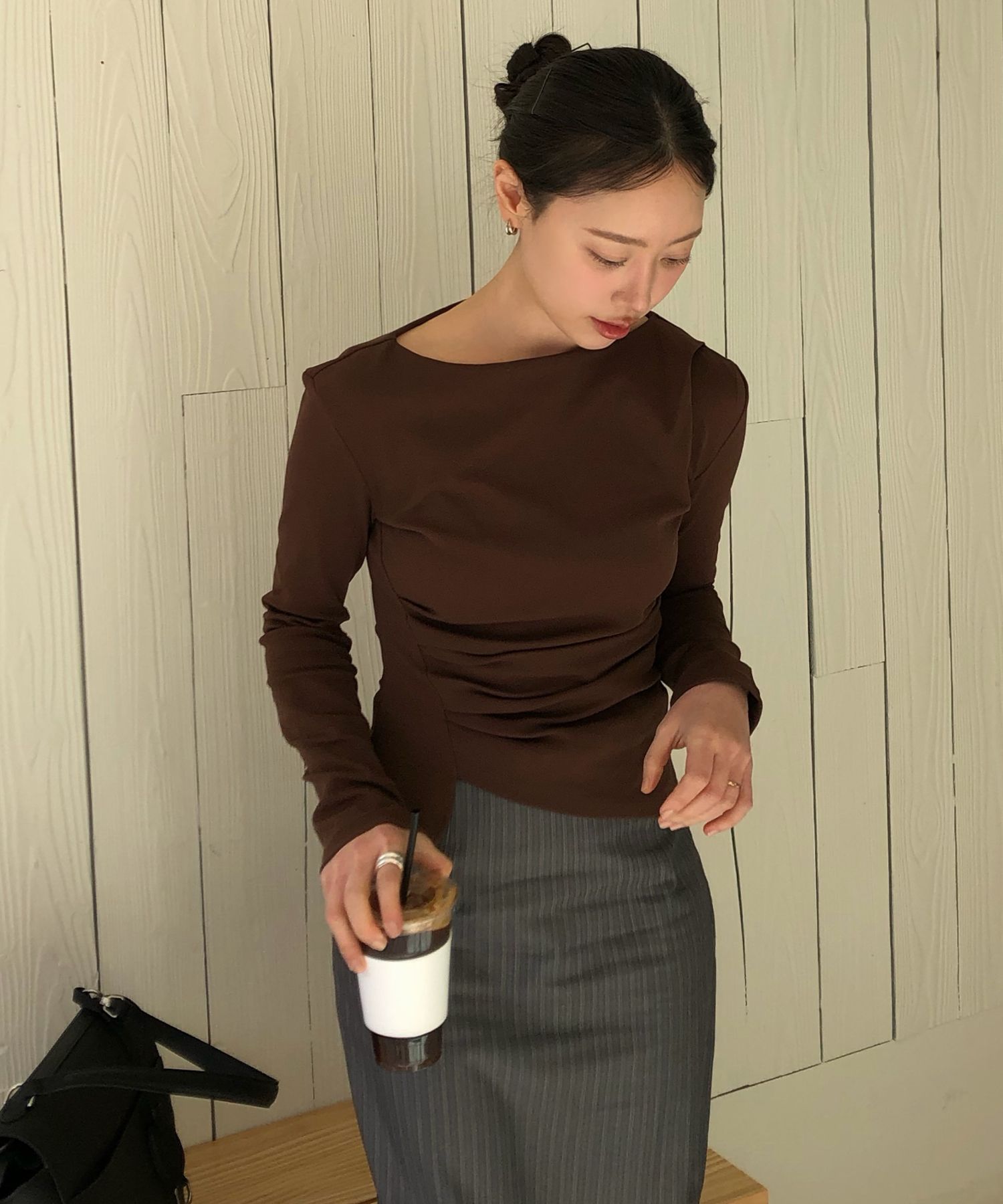 Alumu.  2way waist tuck blouse ブラウス MUSINSA公式 | ATELIER NAIN LOND2 WAIST TUCK BLOUSE (Z-BL-4287)