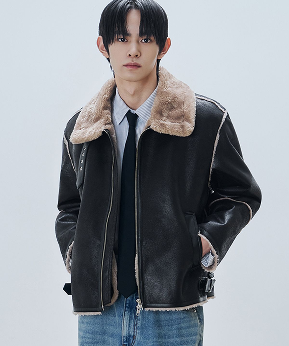 드로우핏(DRAW FIT) 오버사이즈 스웨이드 라인 무스탕 자켓 [BLACK]