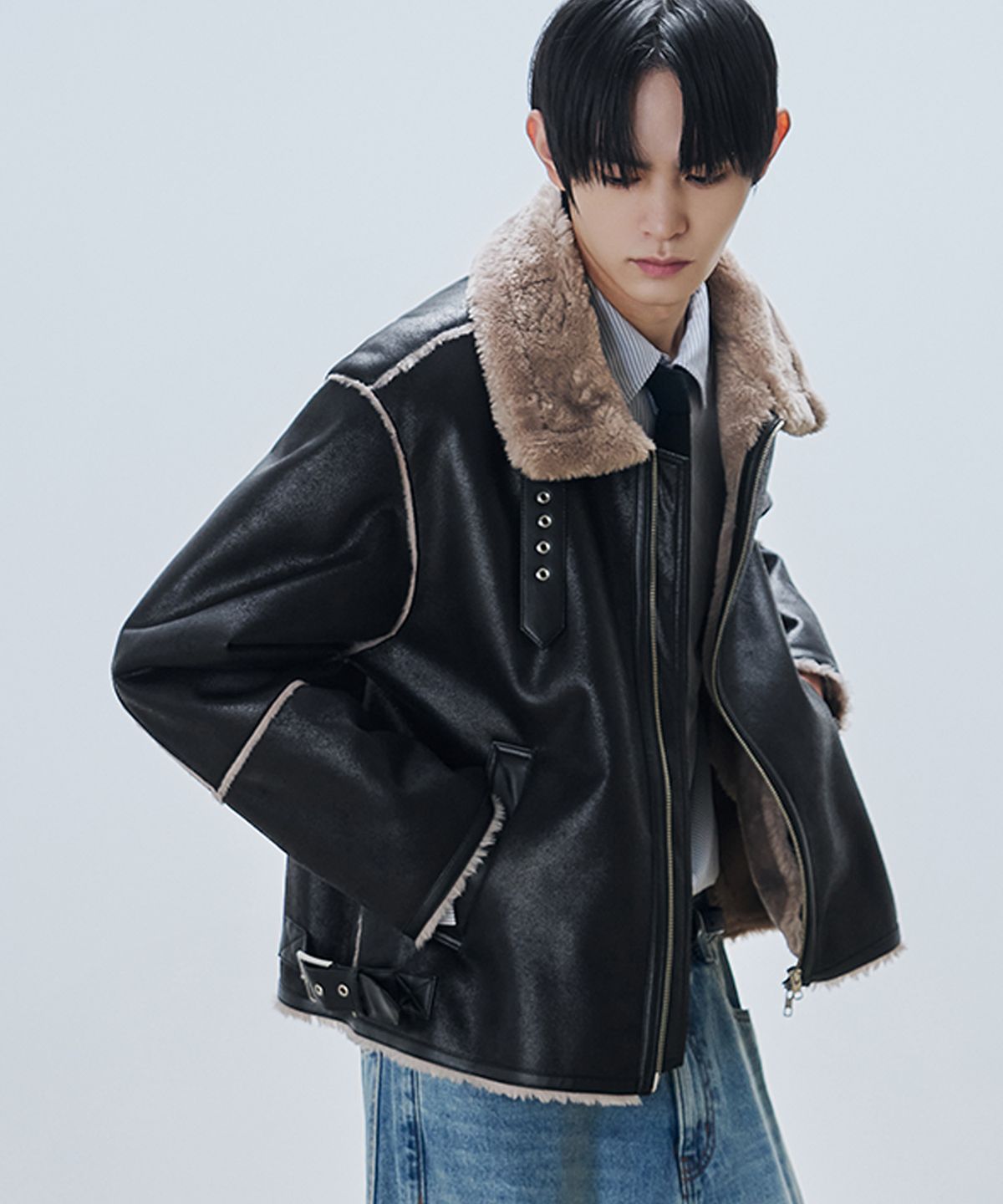 드로우핏(DRAW FIT) 오버사이즈 스웨이드 라인 무스탕 자켓 [BLACK]