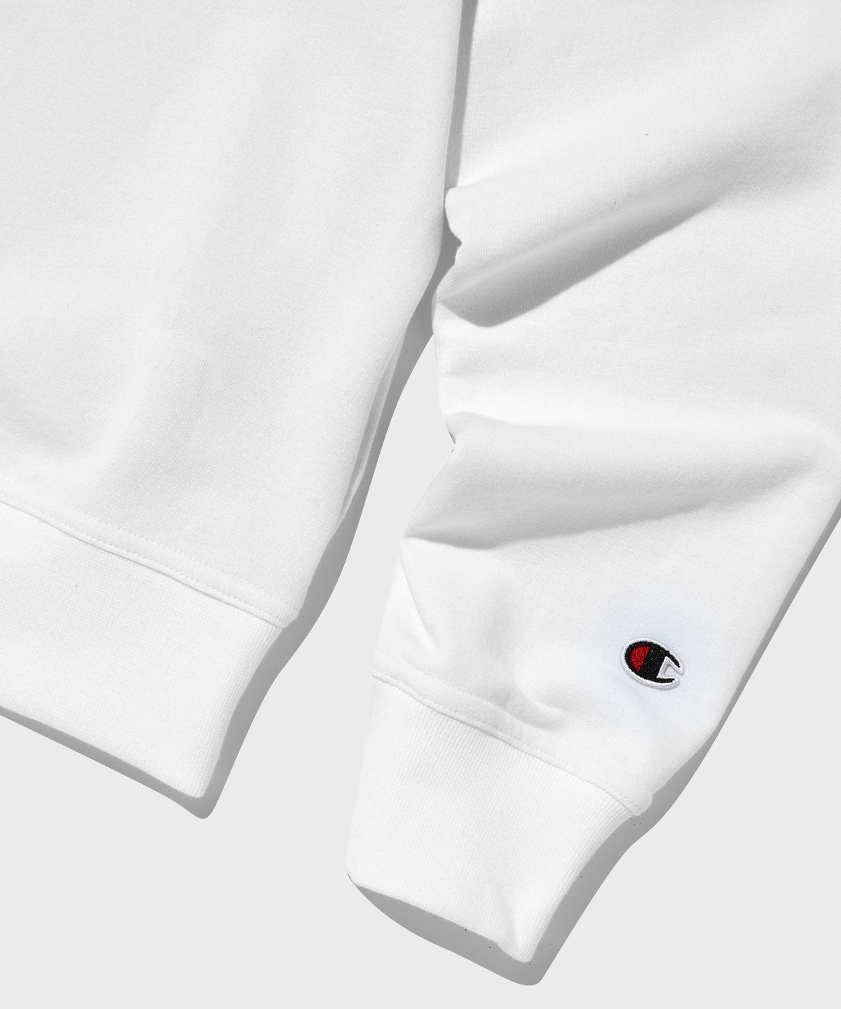 챔피온(CHAMPION) 빅 스크립트 로고 크루넥 스웨트셔츠 White