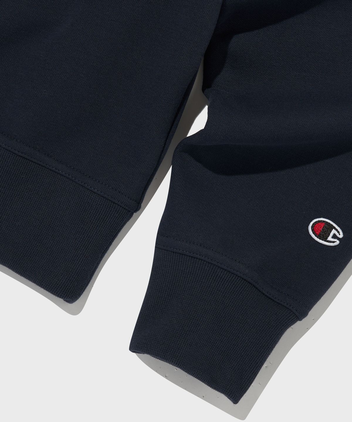 챔피온(CHAMPION) 스몰 스크립트 로고 크루넥 스웨트셔츠 Normal Navy