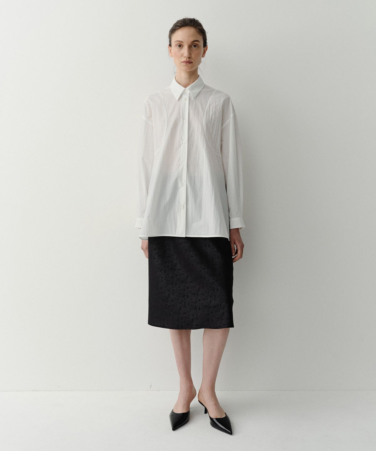 이아(EAAH) CURVED SHIRT (WHITE)