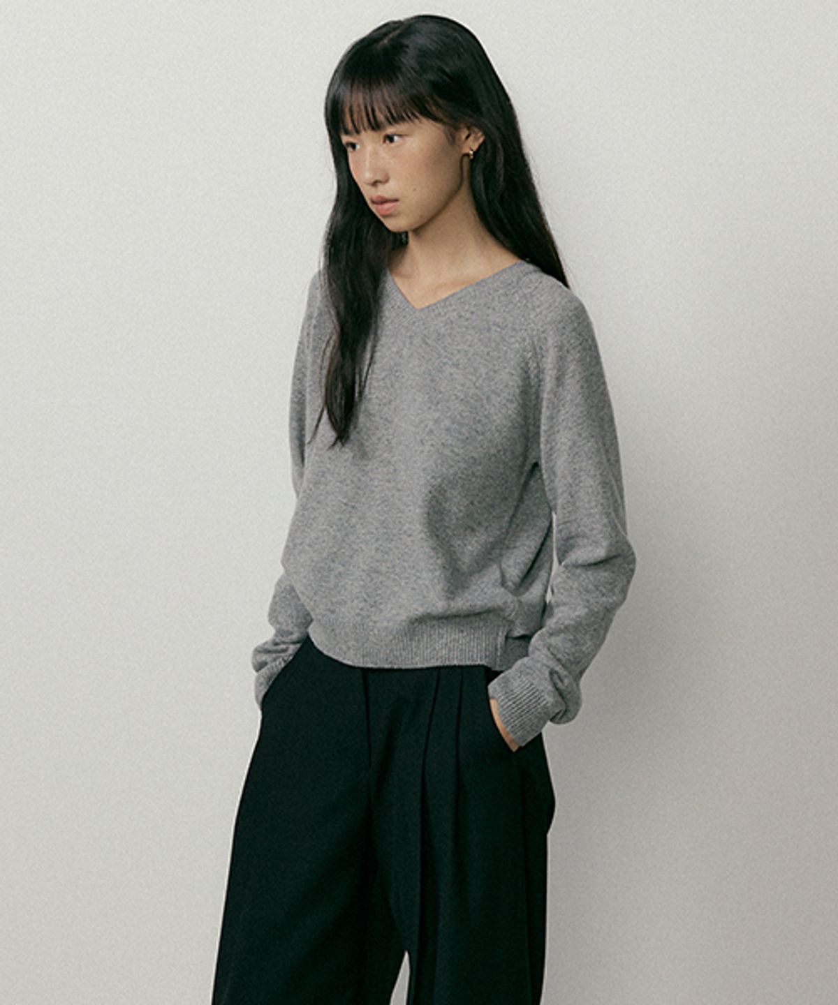 링서울(LINGSEOUL) lambswool v-neck knit-gray